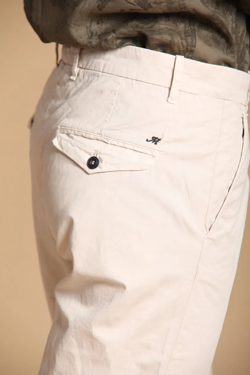 Chinos 22 men's chino pants in lightweight stretch pima cotton Relaxed fit sold by Mason's product image thumbnail 2
