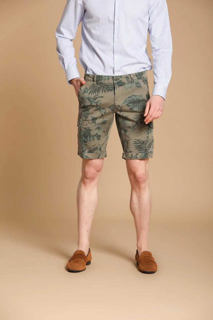 Chile men's cargo bermuda shorts in cotton with Hawaii Tiffany color pattern slim fit sold by Mason's