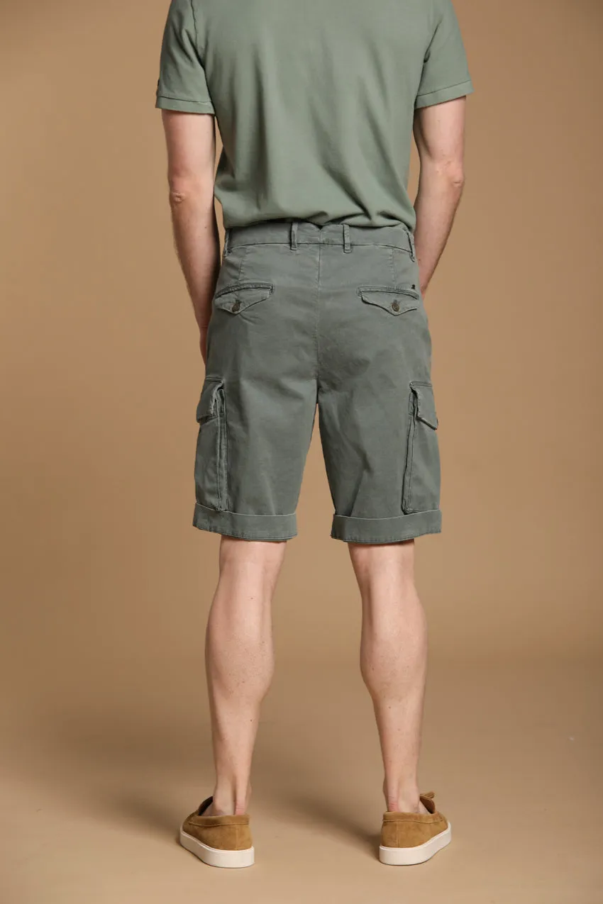 Cargo 22 men's cargo bermuda shorts in stretch cotton-silk gabardine Relaxed fit sold by Mason's product image thumbnail 4