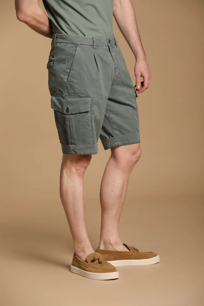 Cargo 22 men's cargo bermuda shorts in stretch cotton-silk gabardine Relaxed fit sold by Mason's product image thumbnail 3