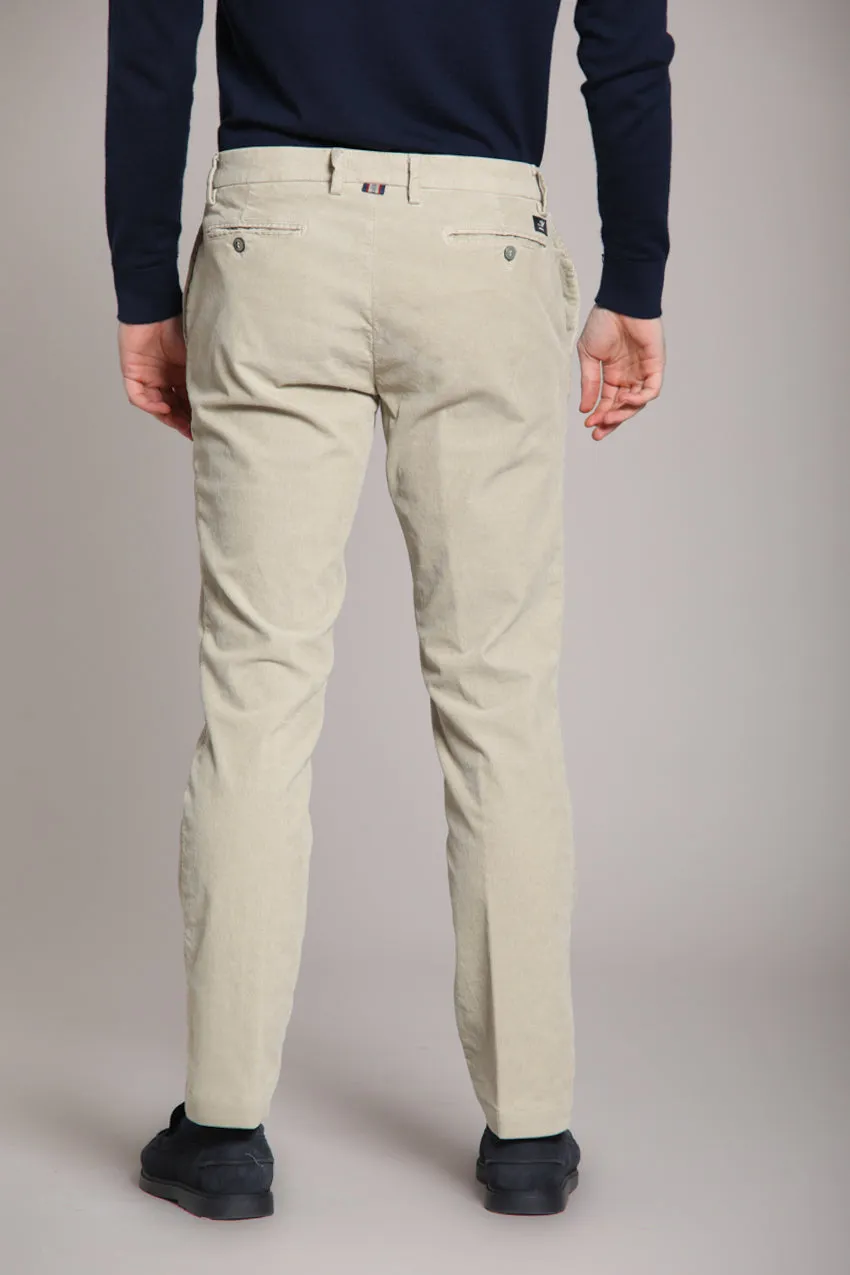 New York men's chino pants in 1000-ridge corduroy regular fit sold by Mason's product image thumbnail 4
