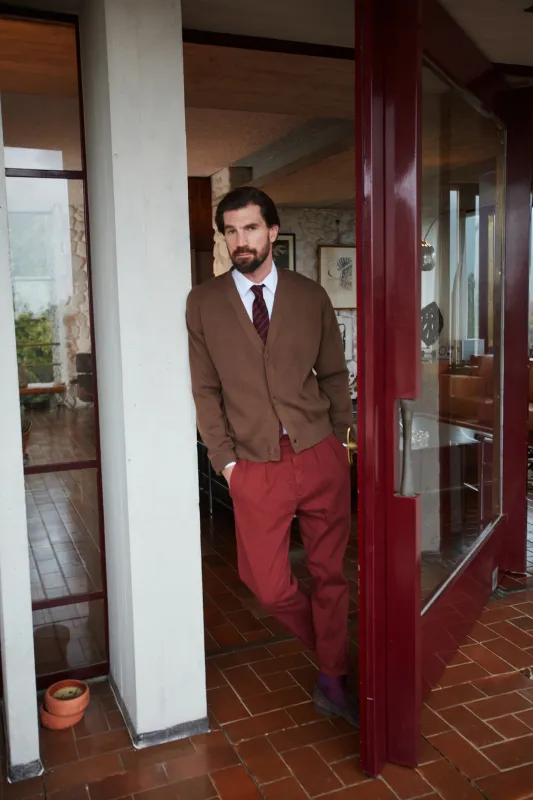 Don Johnson 2 Pinces men’s chino pants in bull carrot fit sold by Mason's