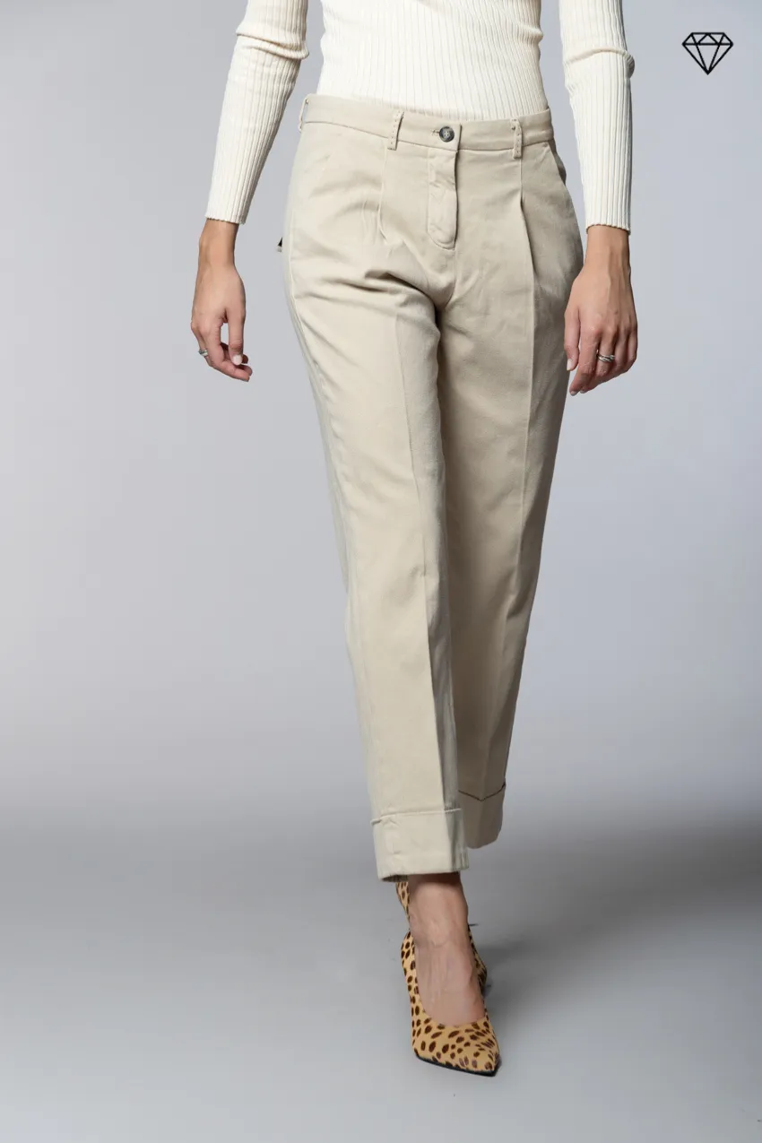 New York Carrot Pince women’s chino trousers in cotton and cashmere carrot fit ① sold by Mason's