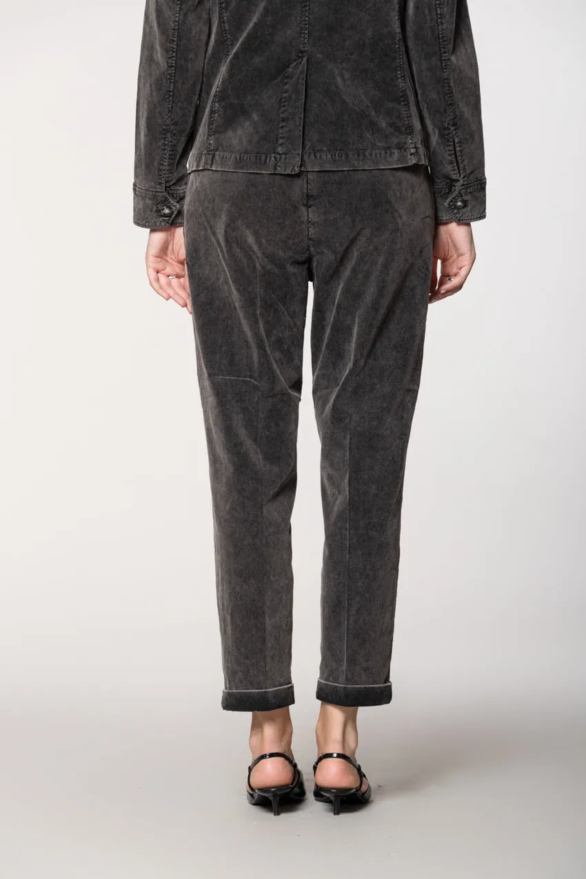 New York Cozy women’s chino pants in 1000-wale corduroy carrot fit sold by Mason's product image thumbnail 4