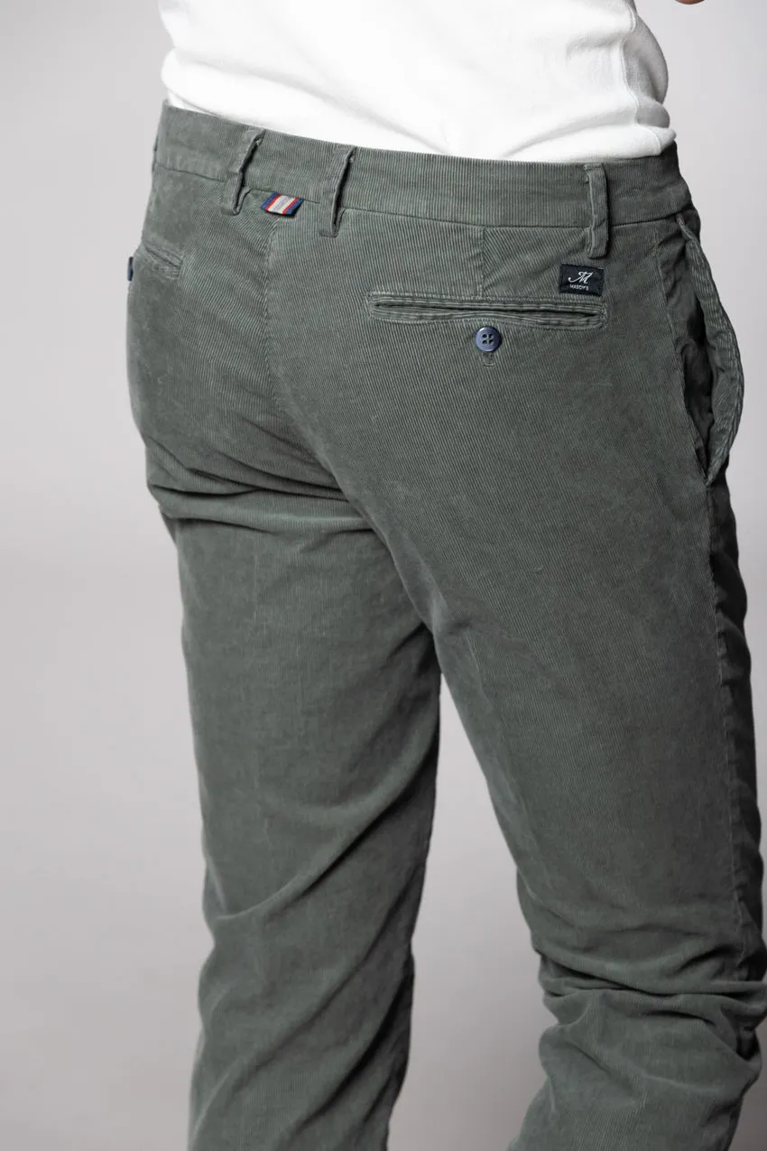 New York men's chino pants in 1000 wale corduroy regular fit sold by Mason's product image thumbnail 2