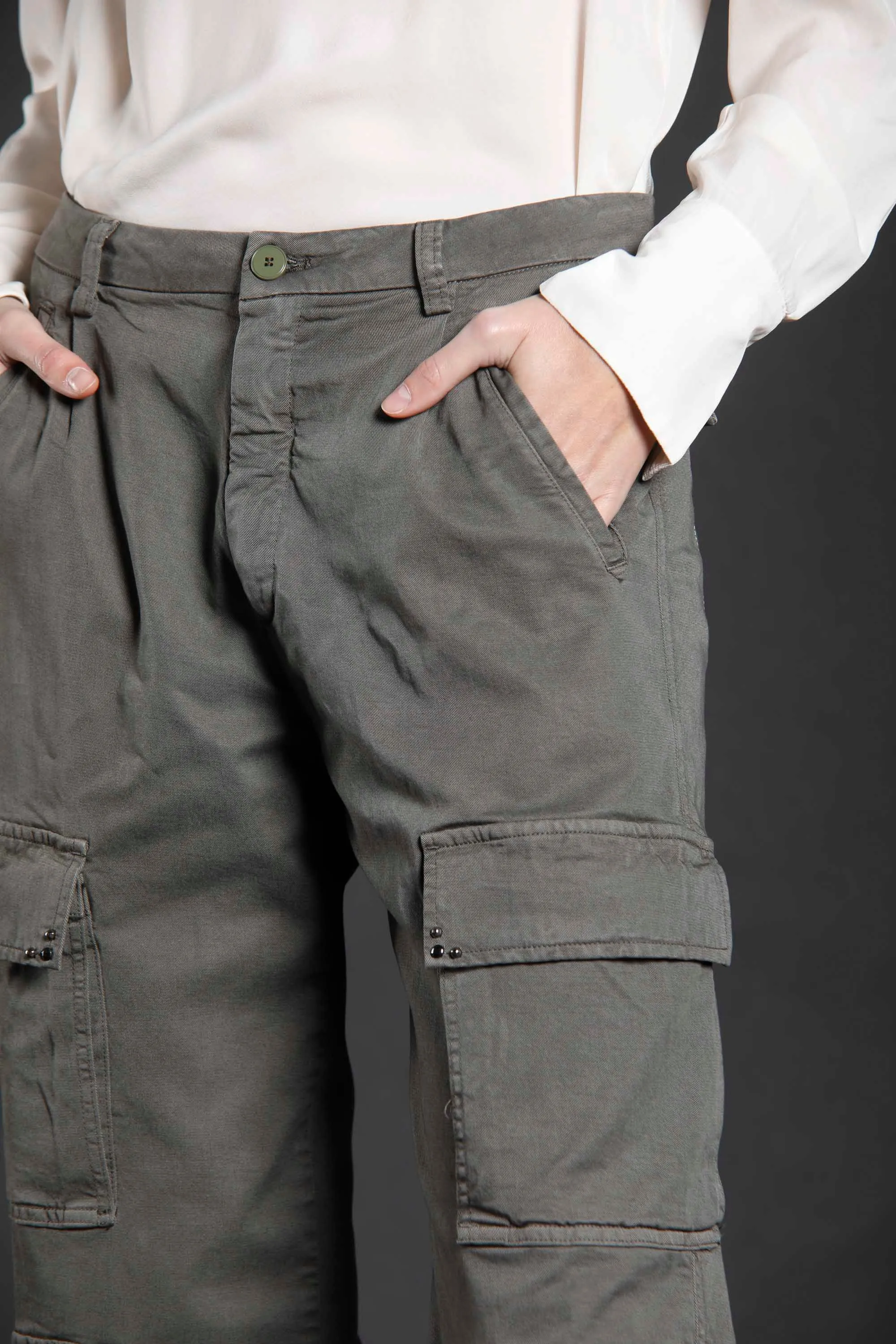 Evita Cargo woman twill cargo pants curvy ① sold by Mason's product image thumbnail 4