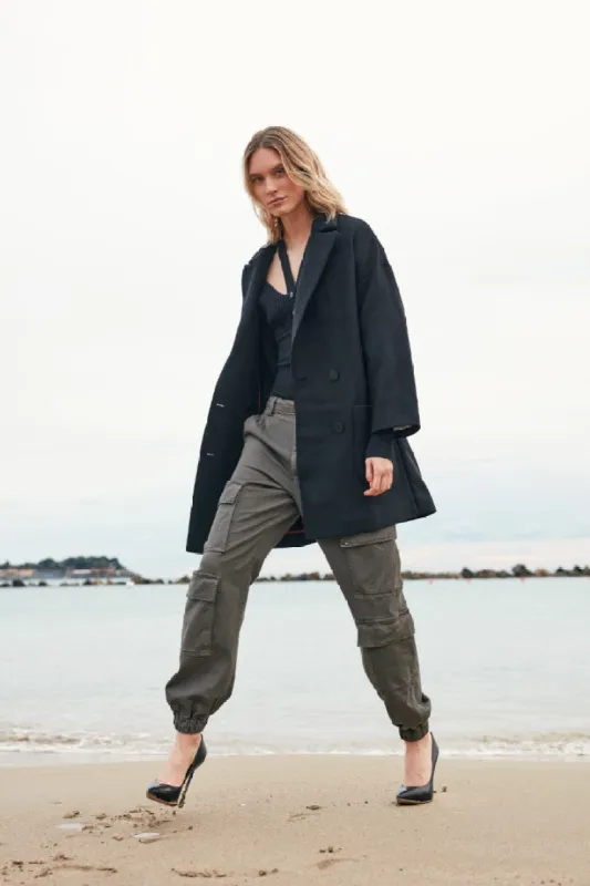 Evita Cargo woman twill cargo pants curvy ① sold by Mason's
