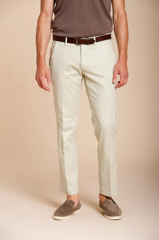 Torino Flex men's chino pants in stretch gabardine slim fit ① sold by Mason's