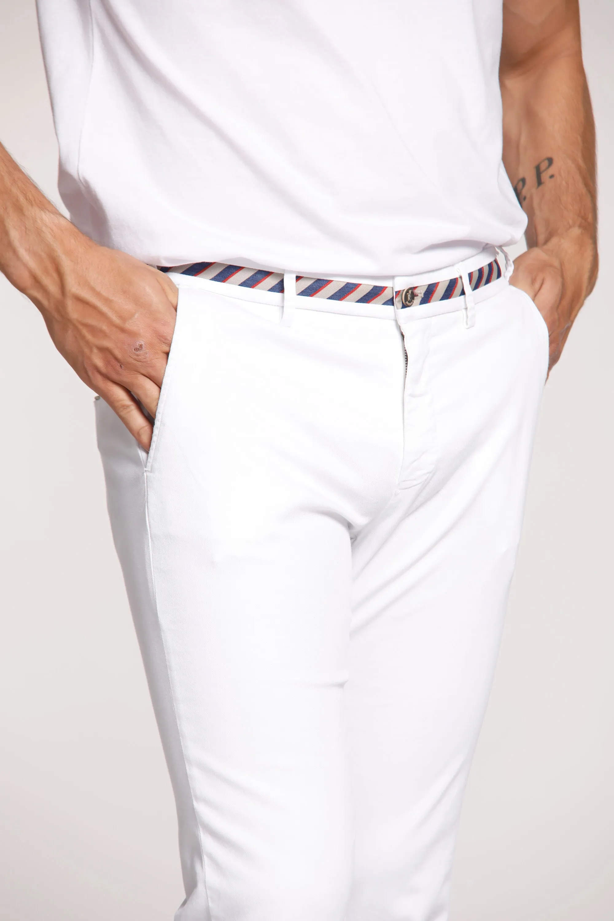 Torino Regimental man chino pants in cotton and tencel with ribbon slim sold by Mason's product image thumbnail 2