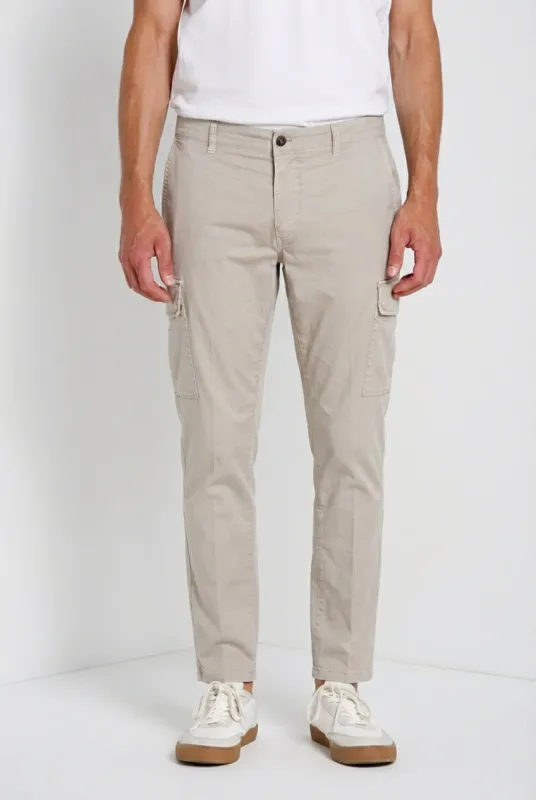 Chile men's cargo pants in stretch gabardine regular fit made by Mason's