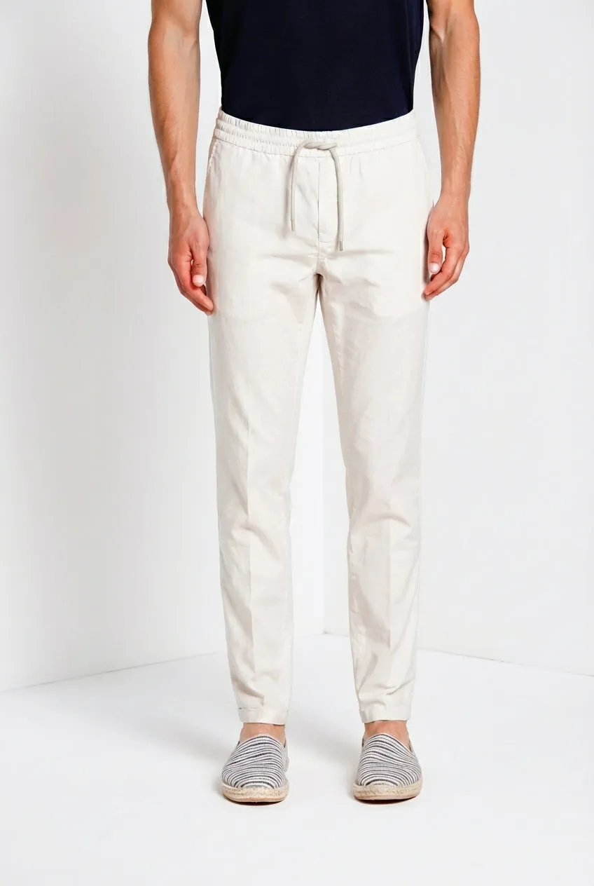 New York Sack men's chino jogger pants in lyocell and cotton parachute canvas regular fit sold by Mason's