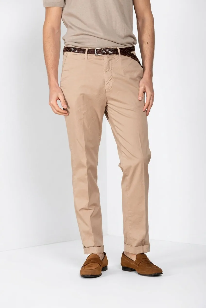 Boston men's chino pants in lightweight stretch twill relaxed fit sold by Mason's product image thumbnail 5