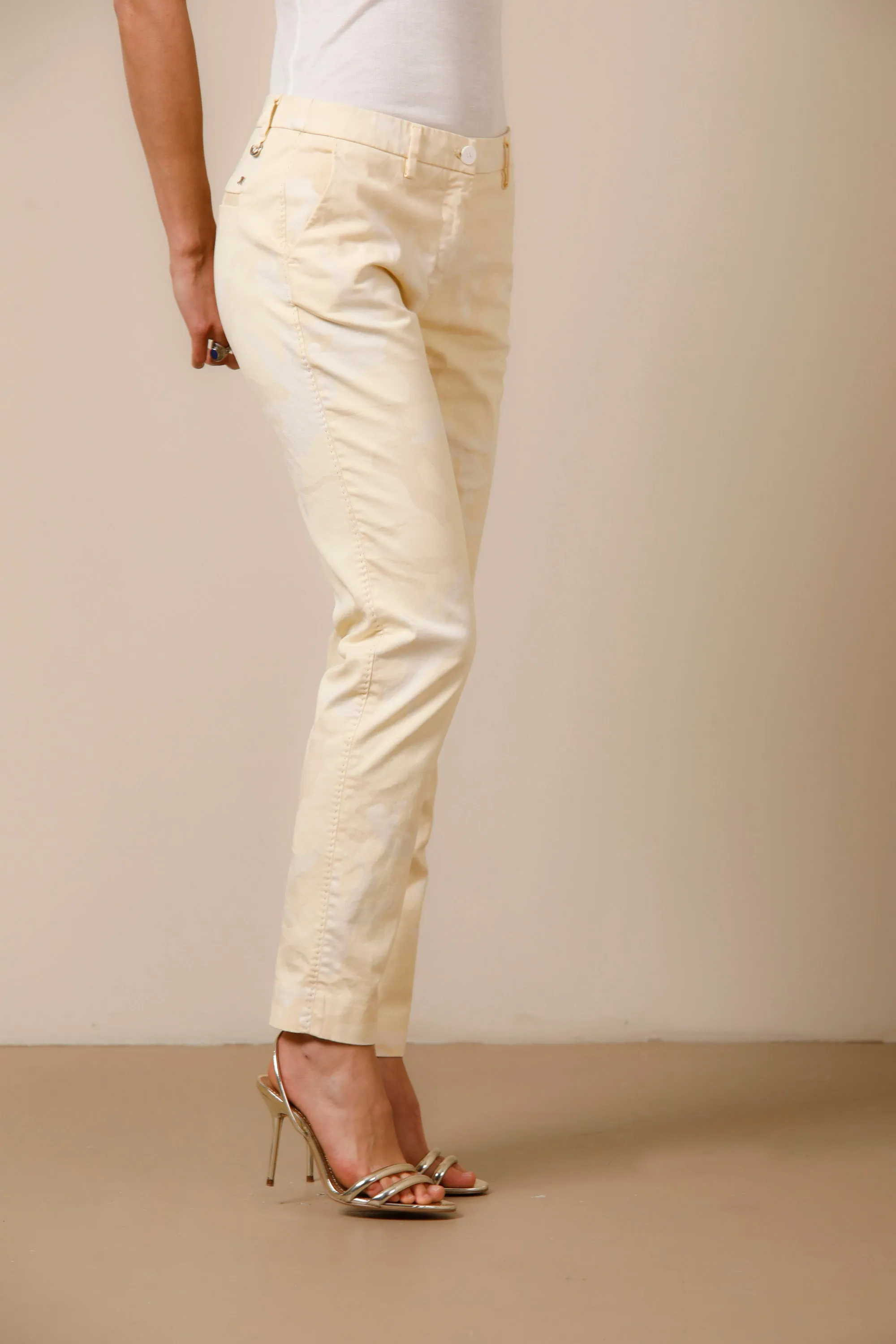 New York woman chino pants camouflage stretch satin regular sold by Mason's product image thumbnail 3