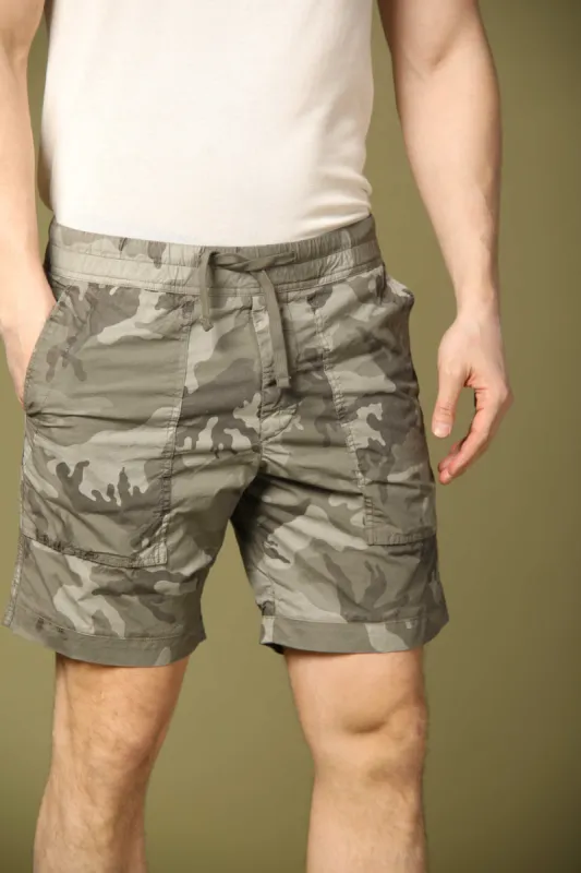 Taormina Summer men's chino bermuda parachute with white camouflage print regular sold by Mason's