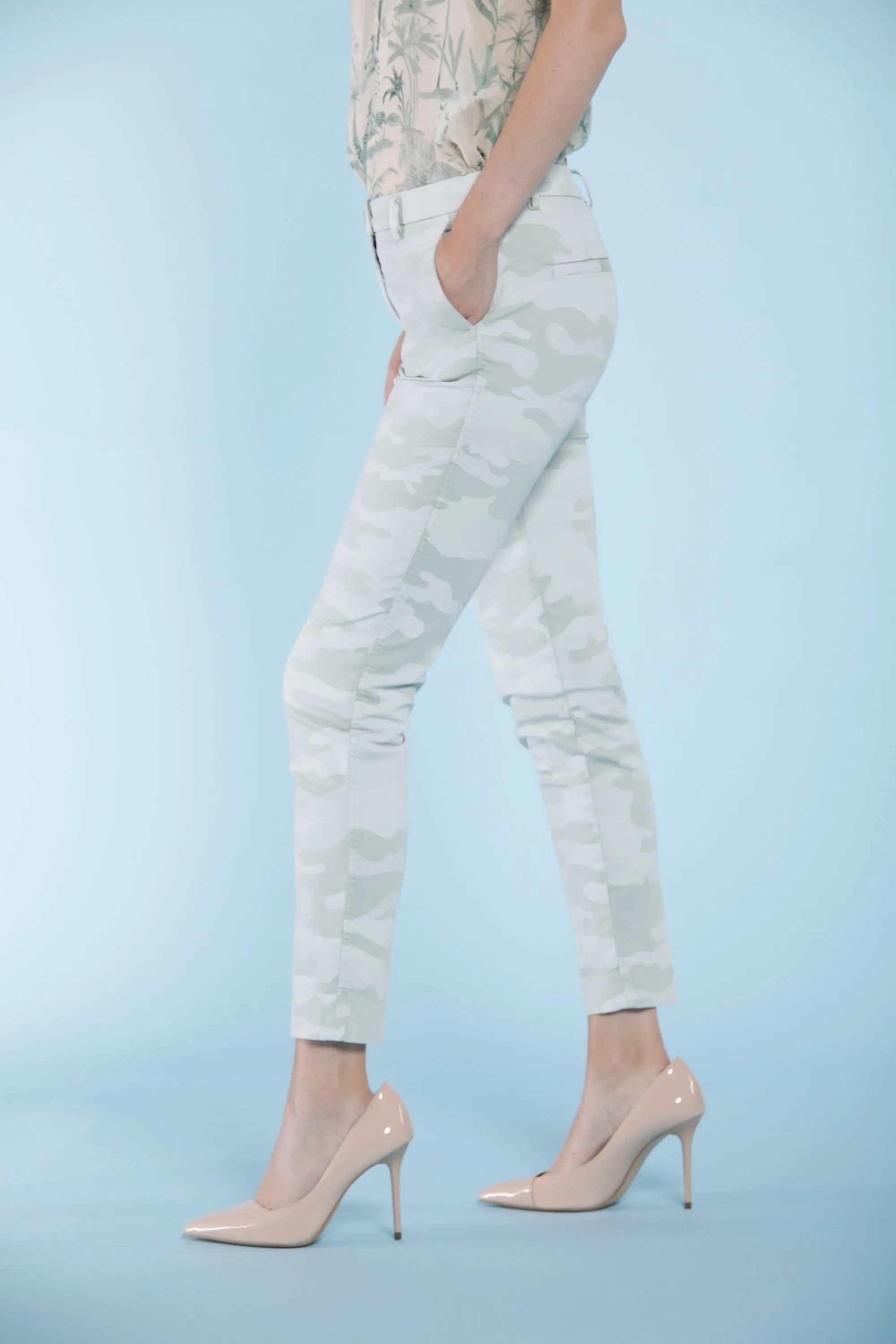 New York woman chino pants camouflage stretch satin regular sold by Mason's product image thumbnail 5