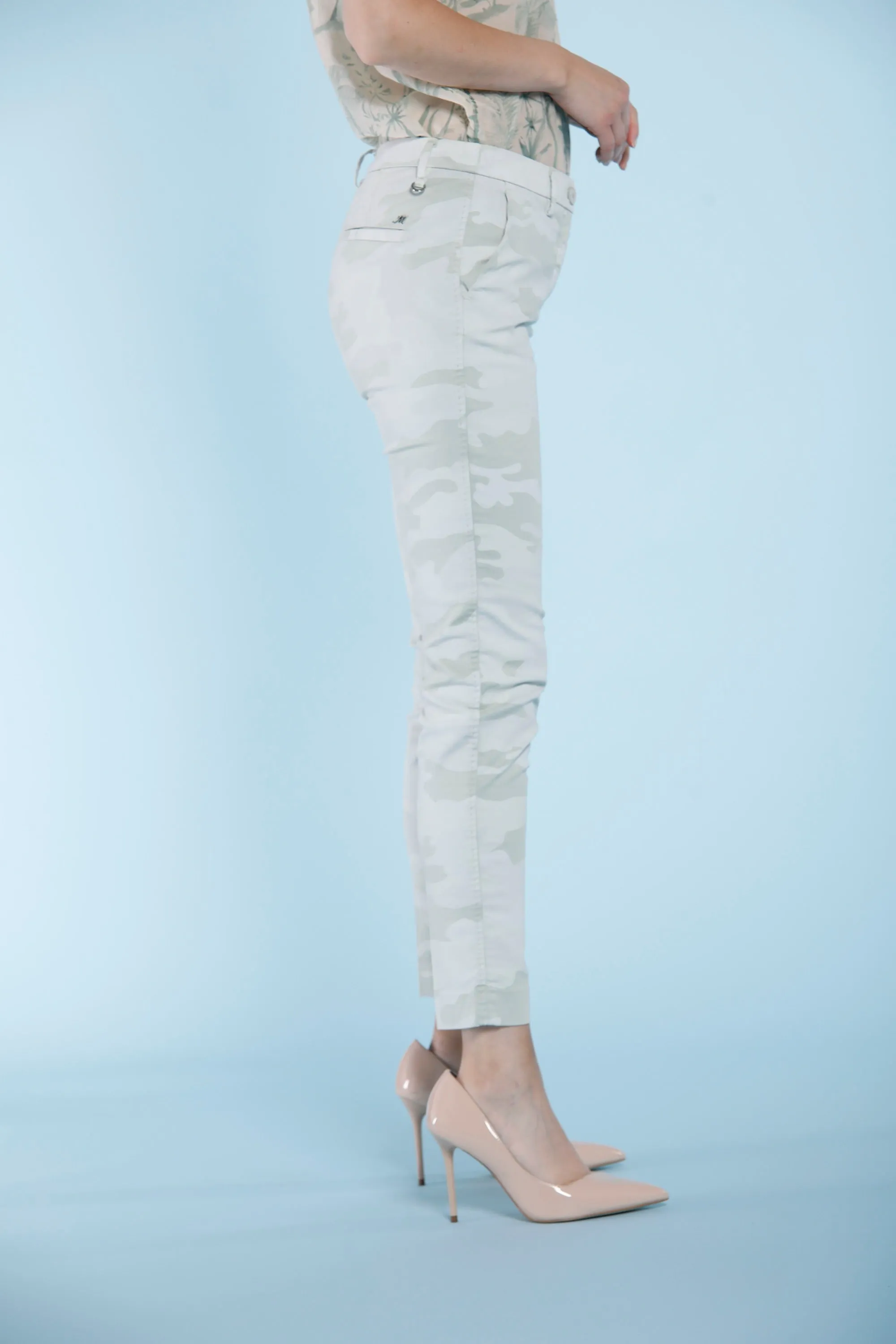 New York woman chino pants camouflage stretch satin regular sold by Mason's product image thumbnail 3