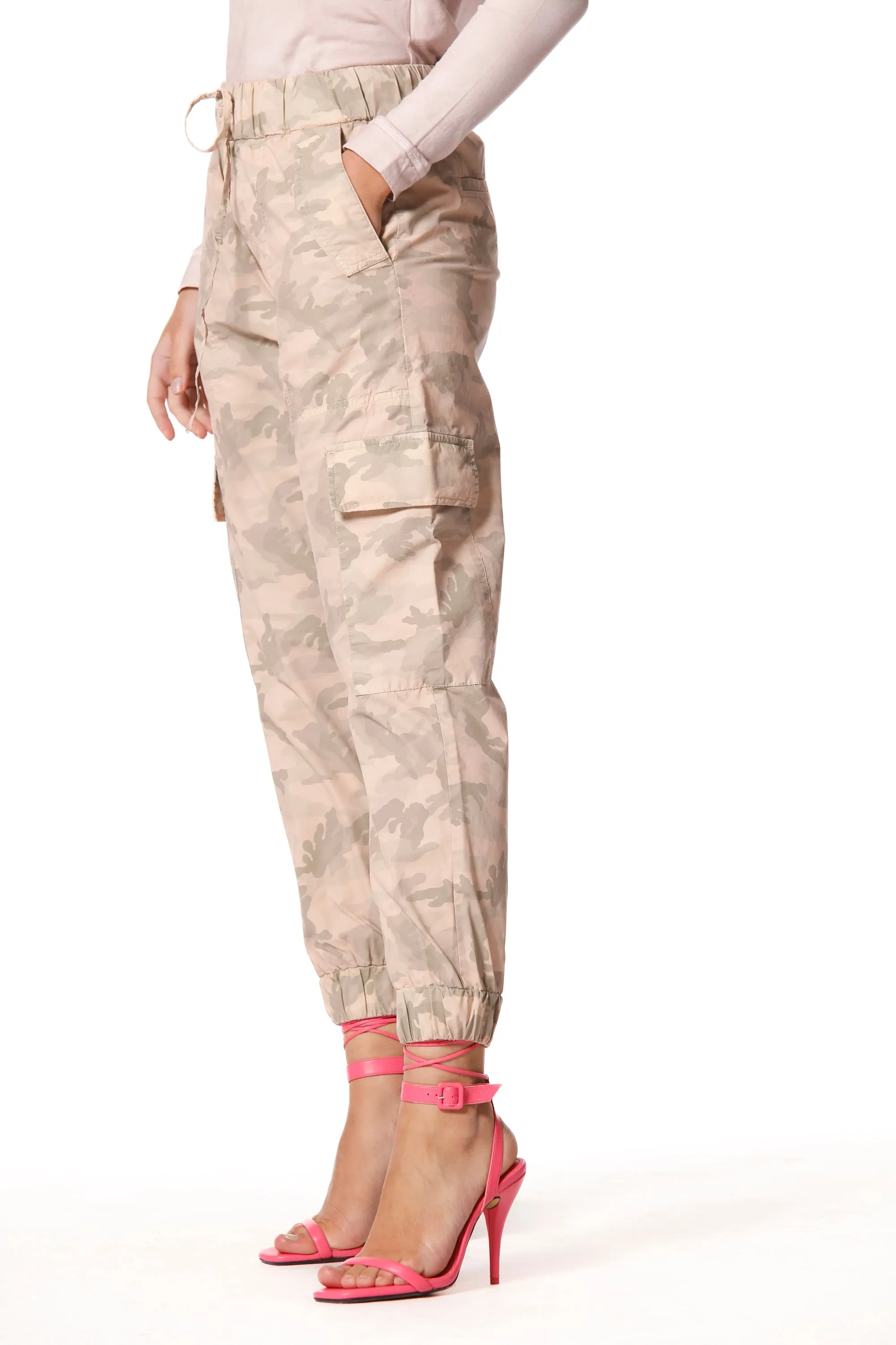 Cargo Jogger woman cargo pants in tencel with camouflage pattern relaxed sold by Mason's product image thumbnail 4