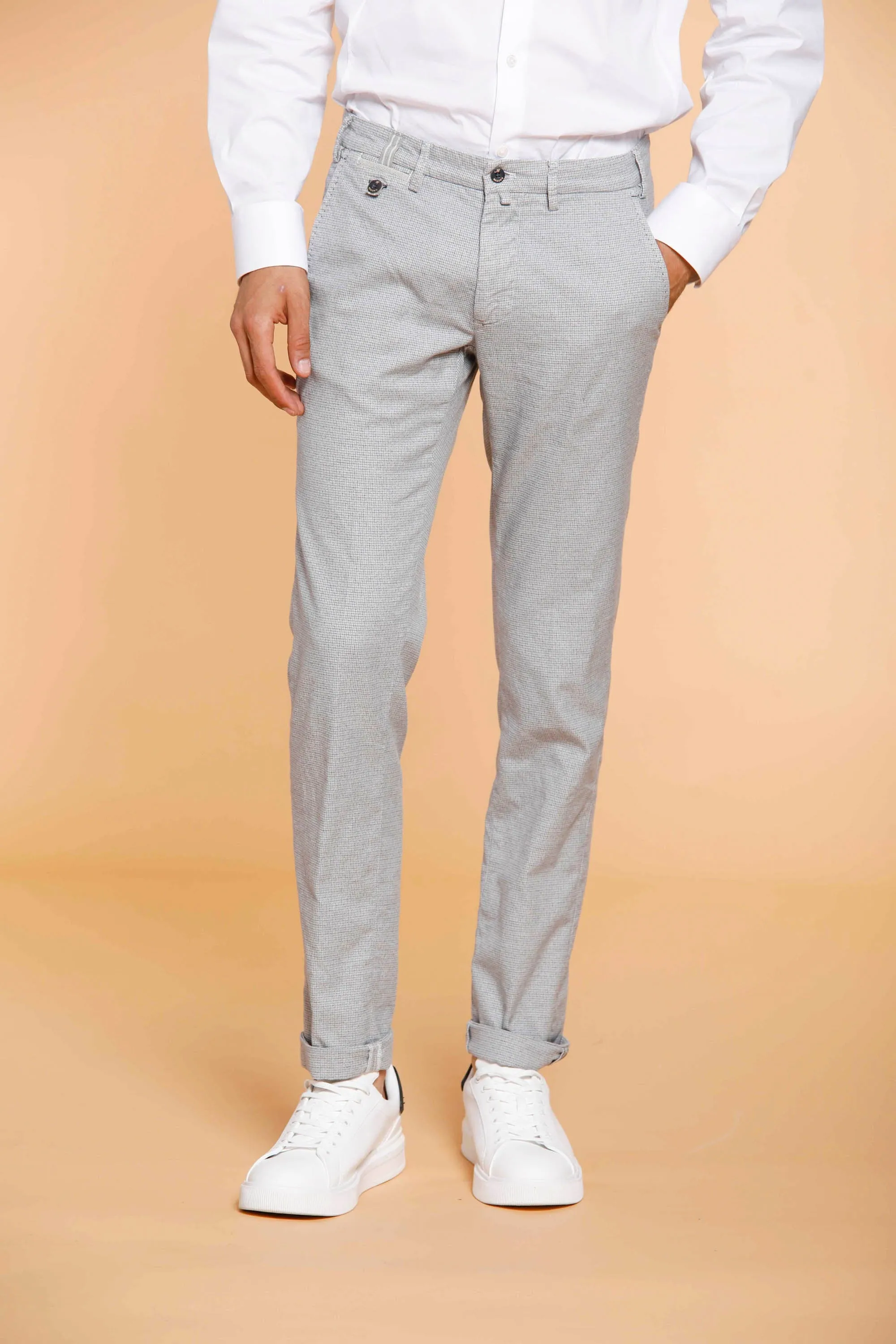 Torino Prestige man chino pants in pied de poule cotton slim sold by Mason's