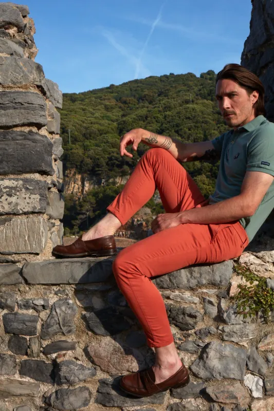 Osaka 1 Pinces man chino pants in cotton and tencel carrot fit sold by Mason's