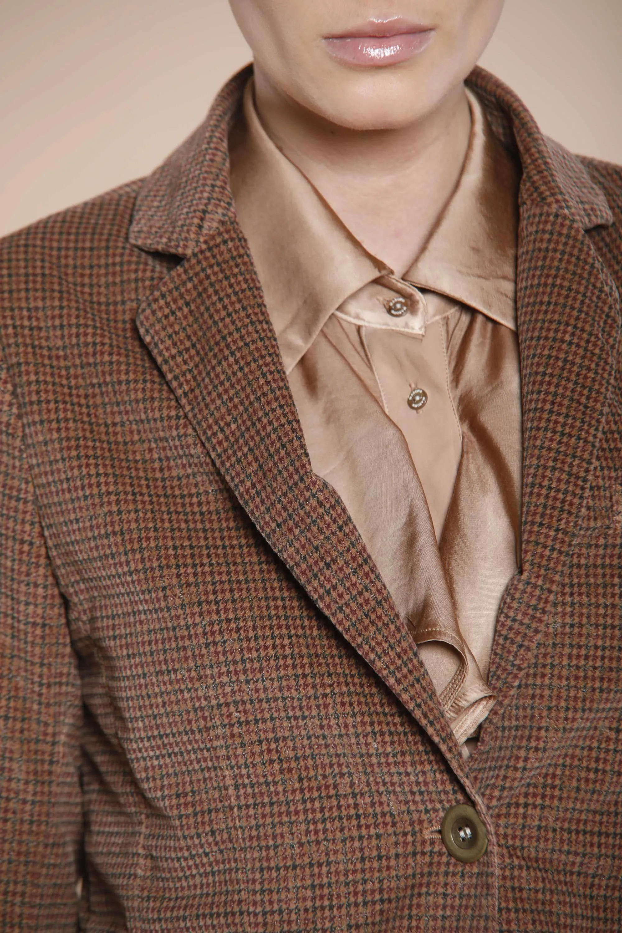 Helena woman blazer in velvet with gold resca pattern sold by Mason's product image thumbnail 3