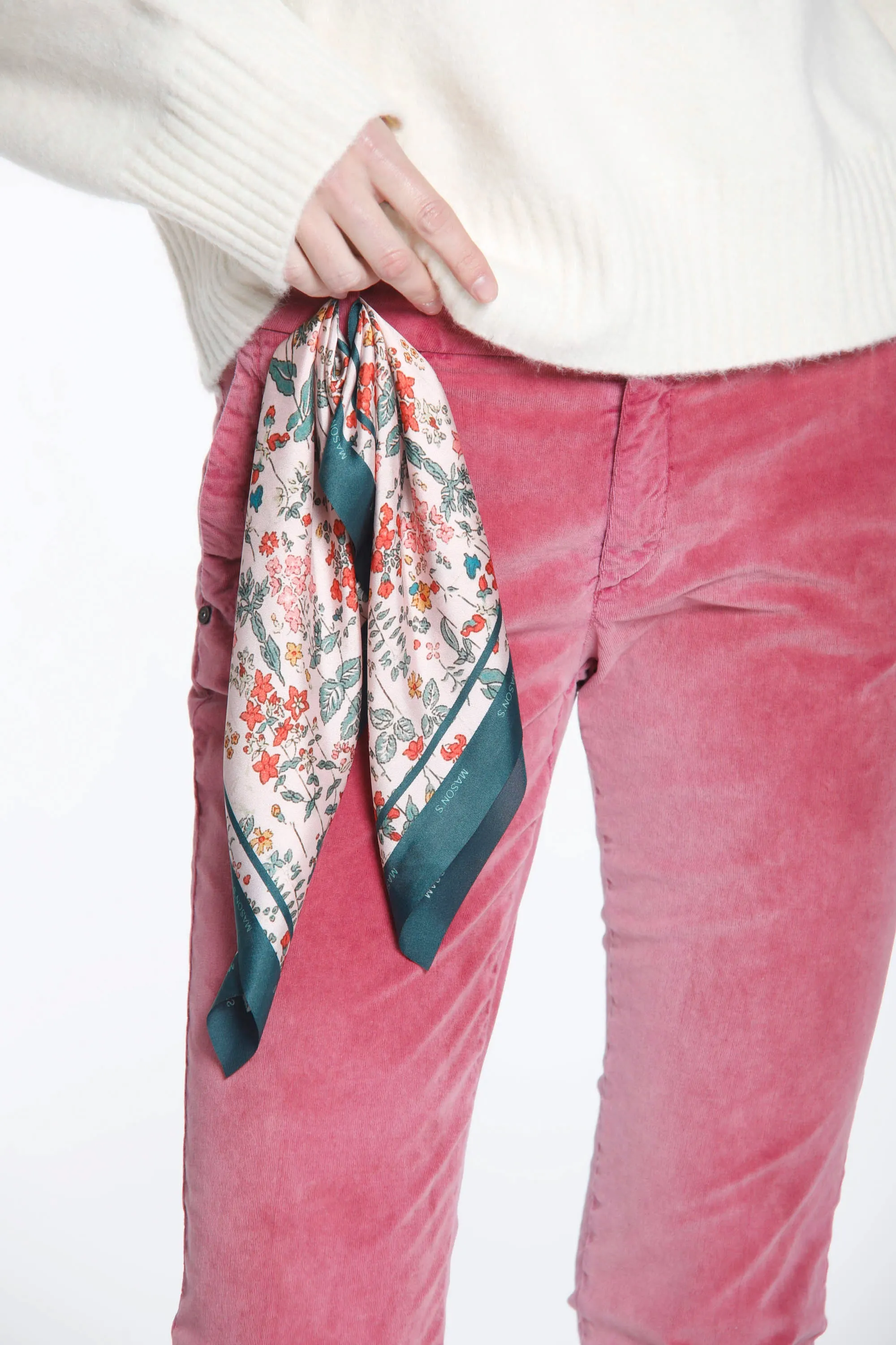 Jaqueline Archivio woman velvet milleraies chino pants curvy sold by Mason's product image thumbnail 3