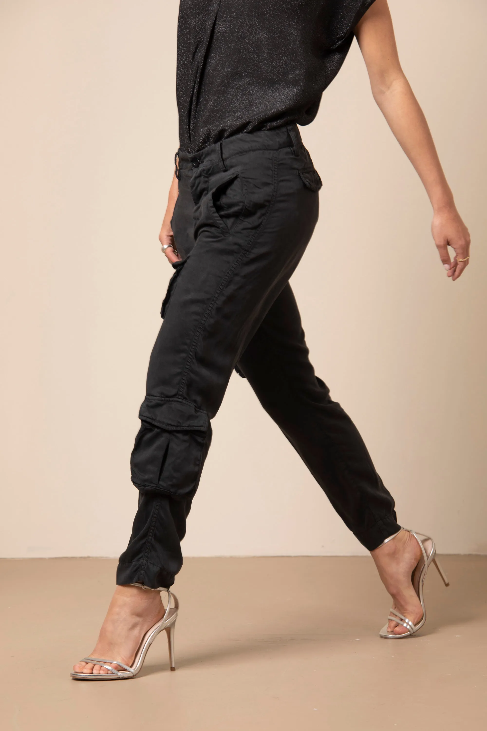 Asia Snake woman cargo pants in tencel with studs relaxed sold by Mason's product image thumbnail 4