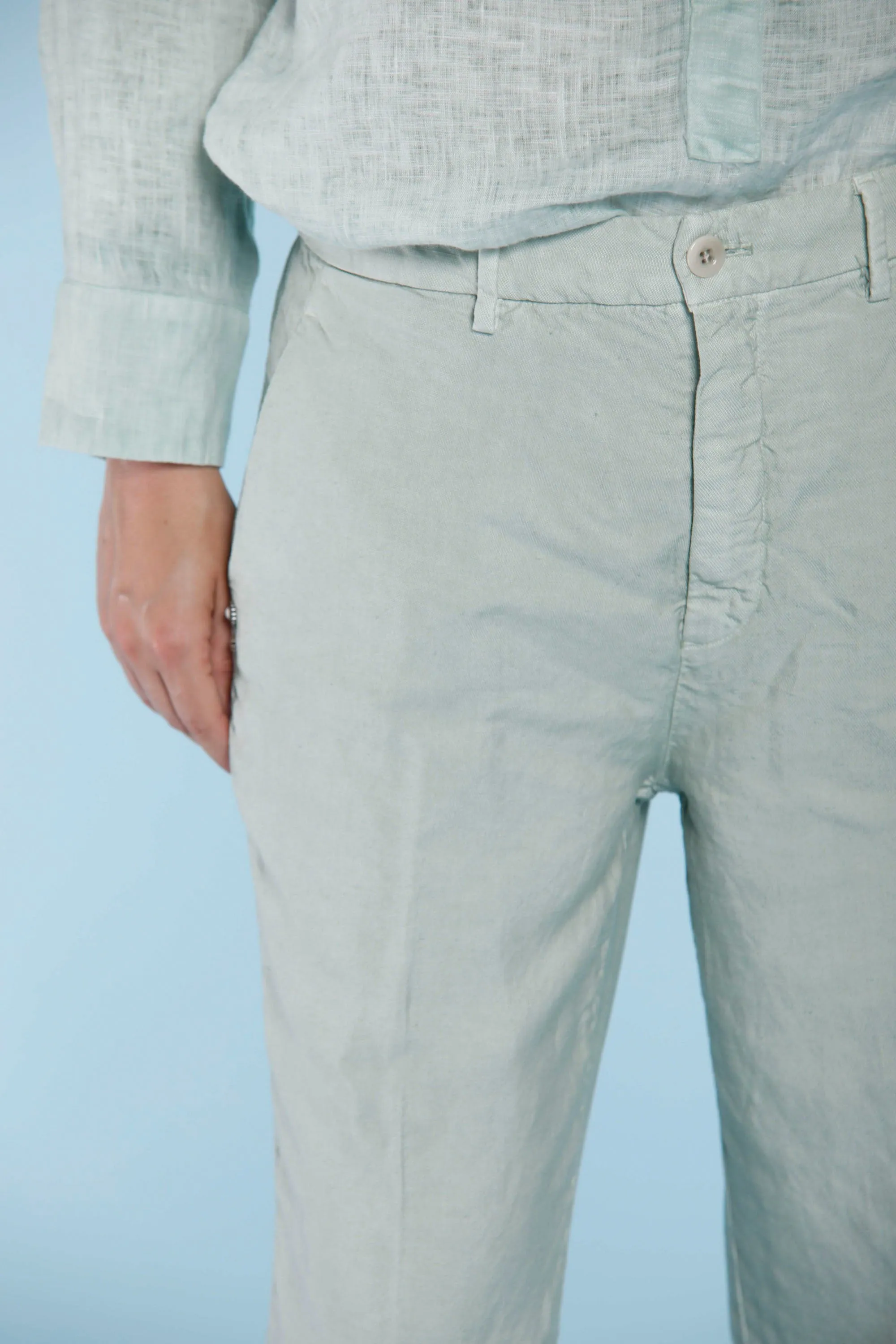 Linda Summer woman chino pants in tencel and linen relaxed sold by Mason's product image thumbnail 3