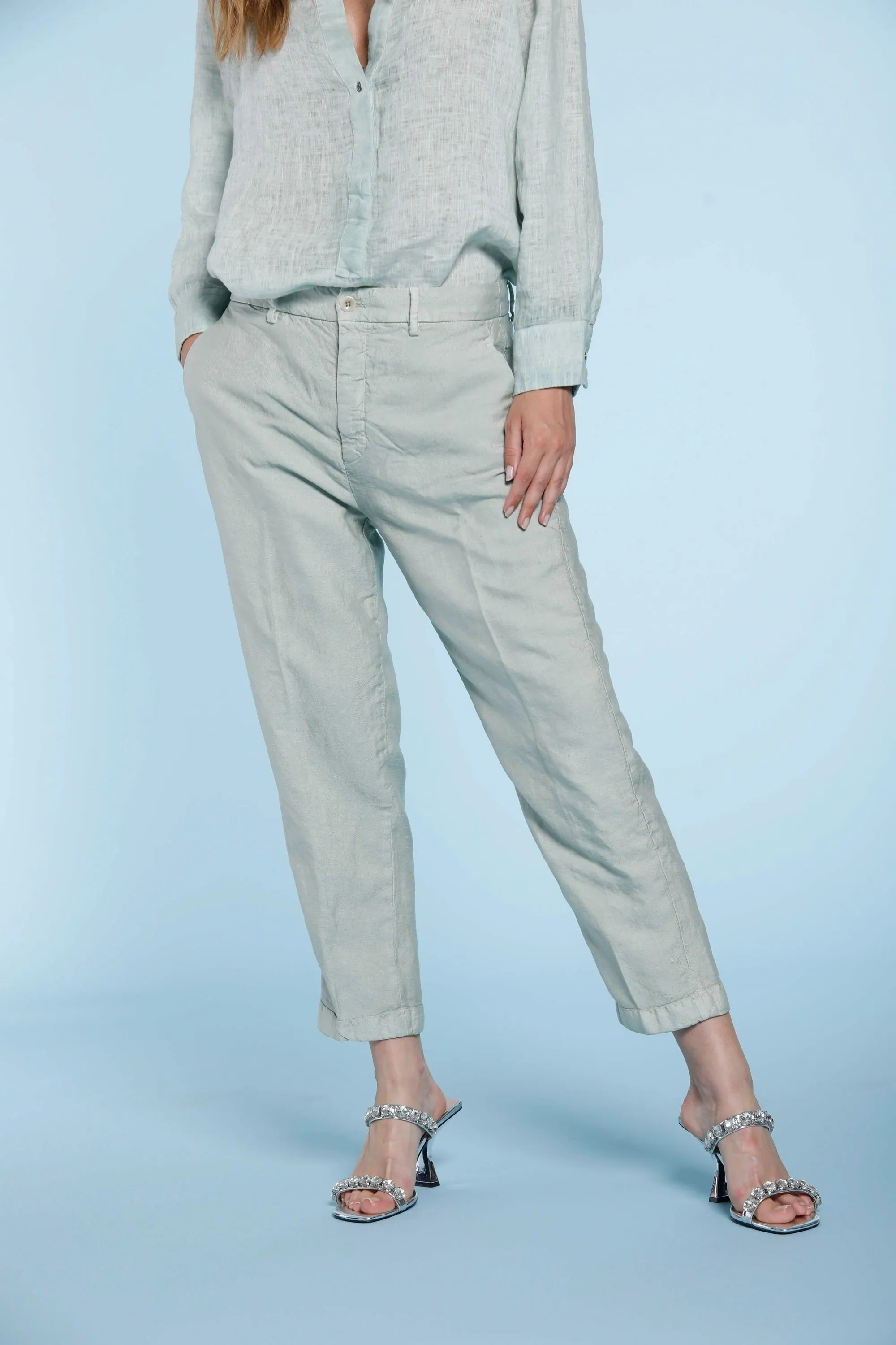 Linda Summer woman chino pants in tencel and linen relaxed sold by Mason's