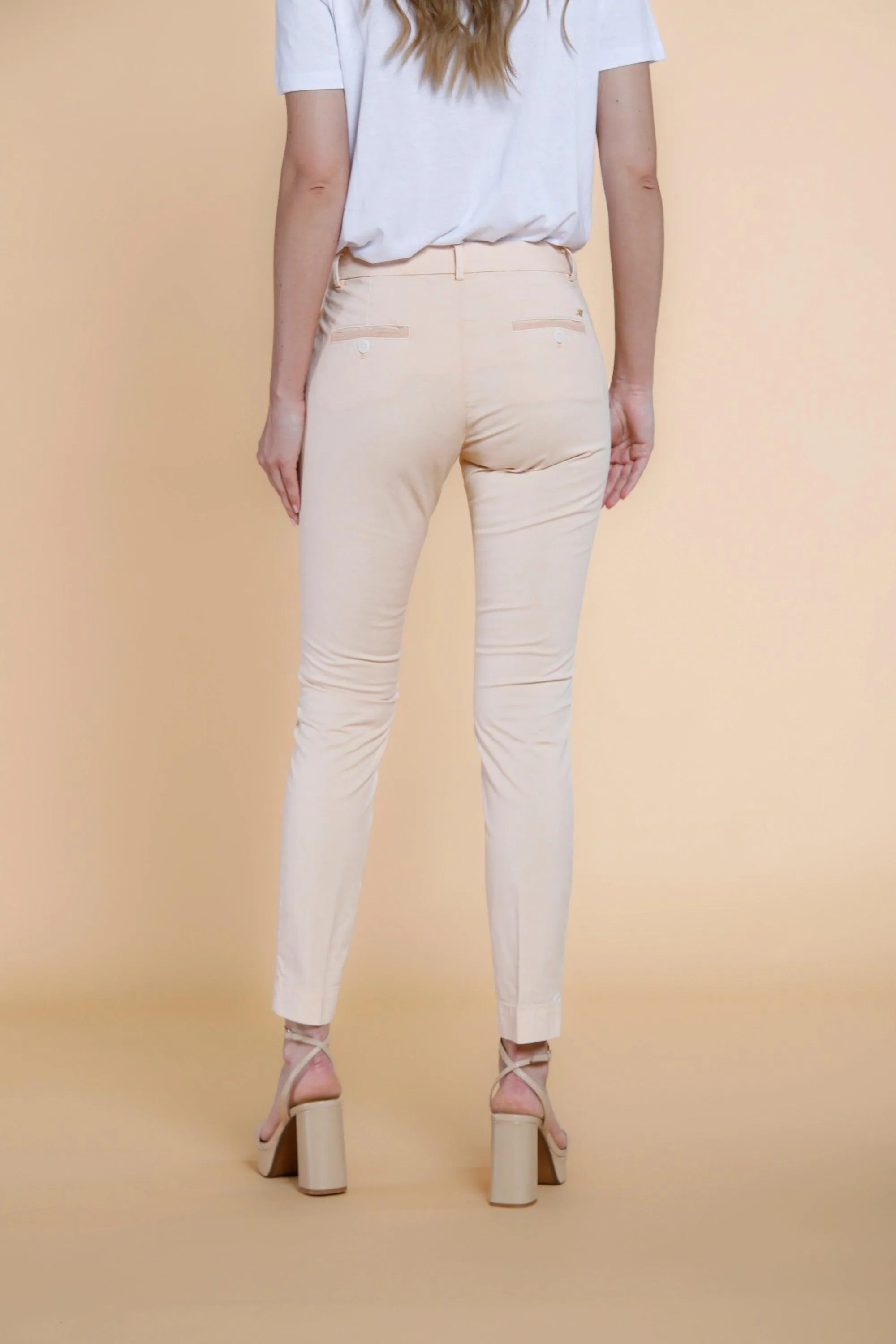 Jaqueline Archivio woman chino pants in stretch cotton icon washes curvy sold by Mason's product image thumbnail 4