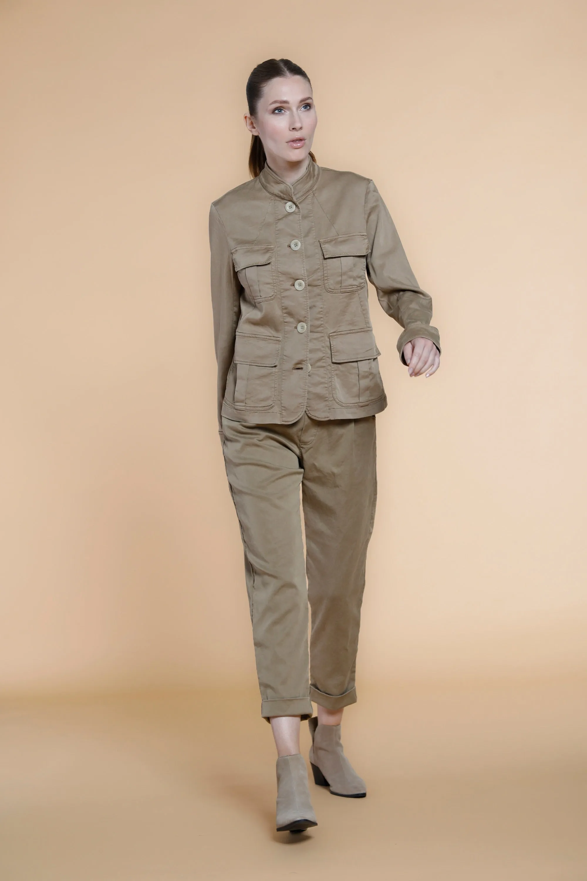 Karen woman field jacket in cotton and tencel with large pockets sold by Mason's product image thumbnail 4