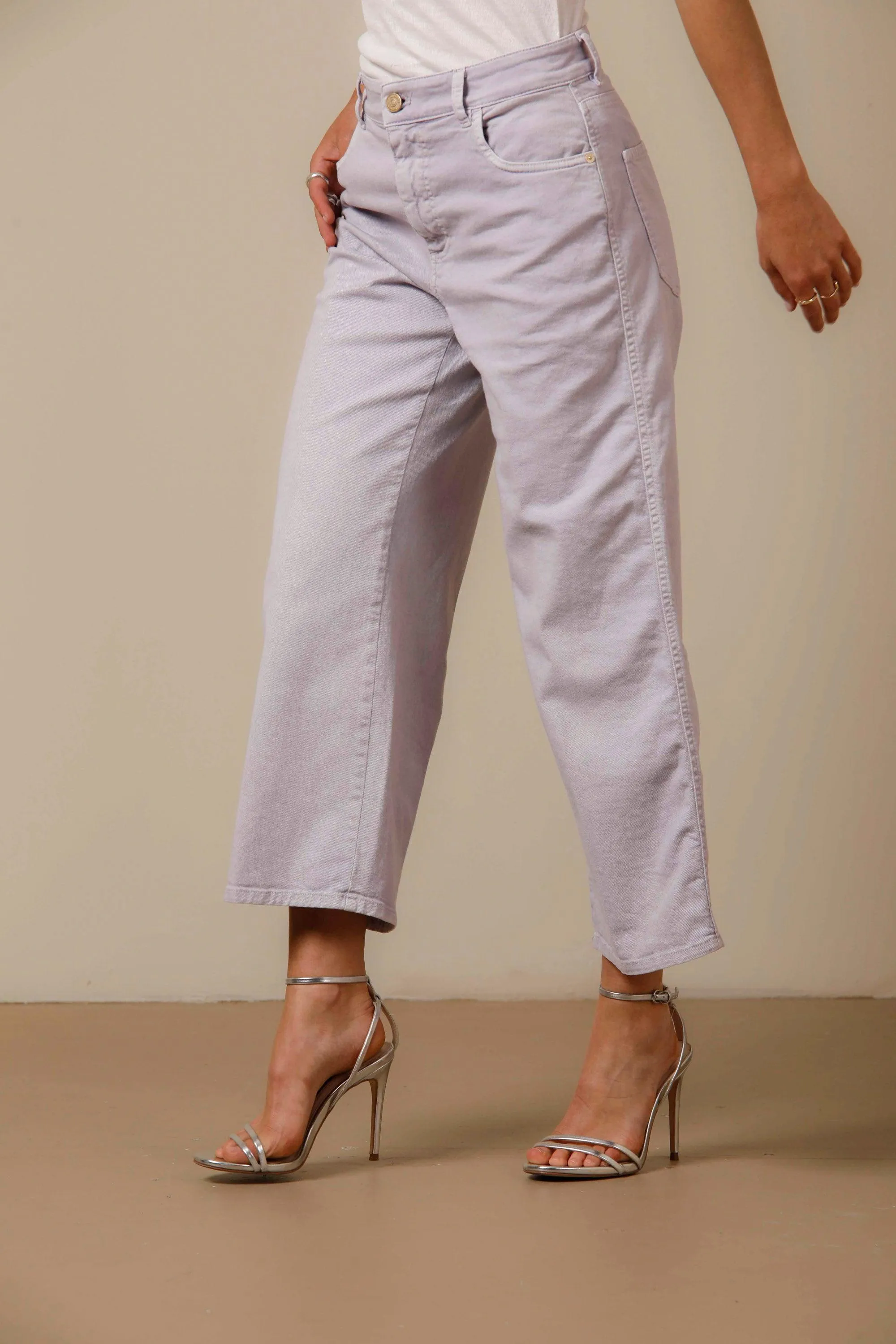 Samantha woman 5-pocket in bull denim cropped sold by Mason's product image thumbnail 2