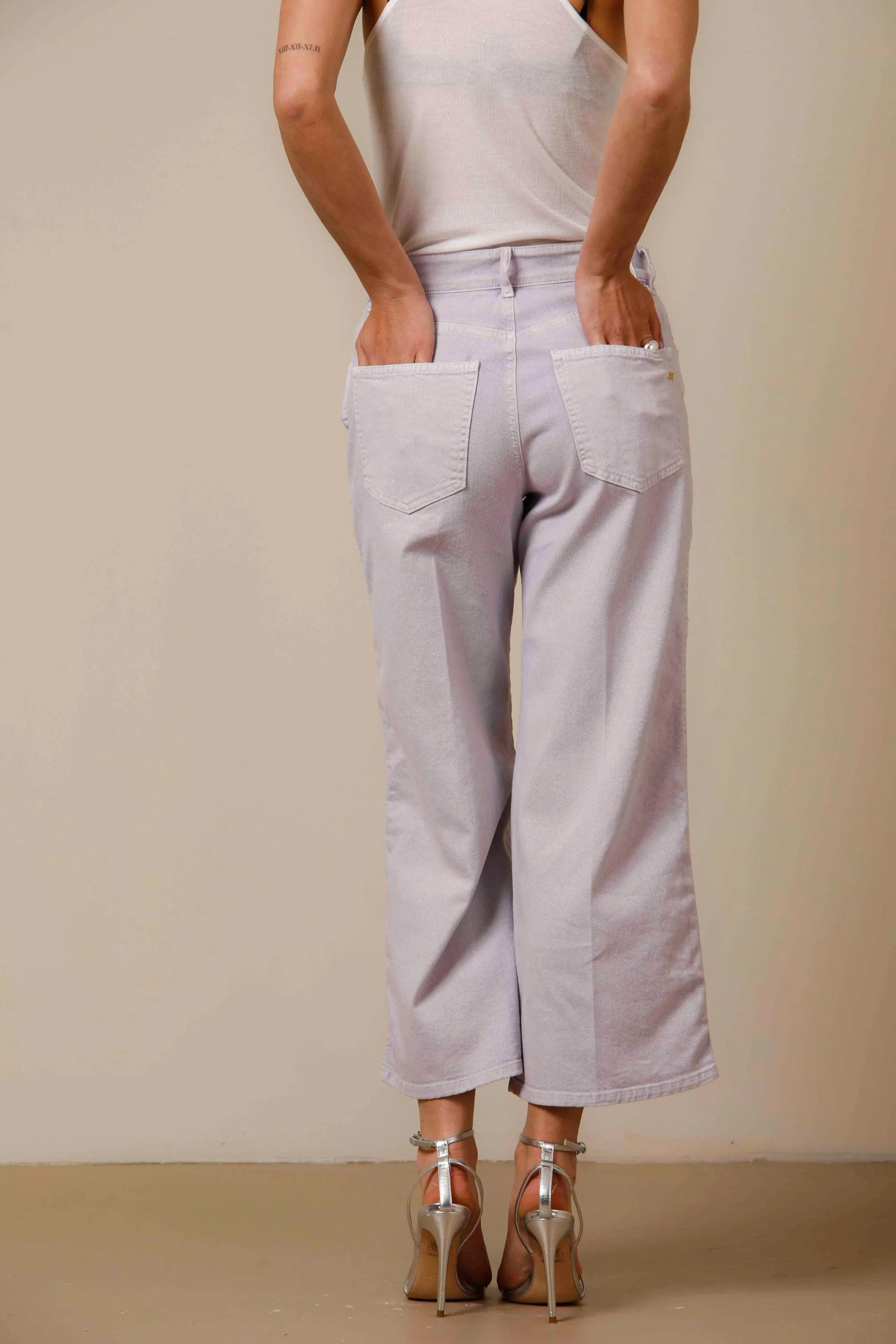 Samantha woman 5-pocket in bull denim cropped sold by Mason's product image thumbnail 3