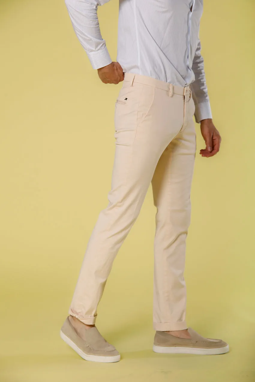 Torino Summer Color men's chino pants in cotton and tencel slim sold by Mason's product image thumbnail 3