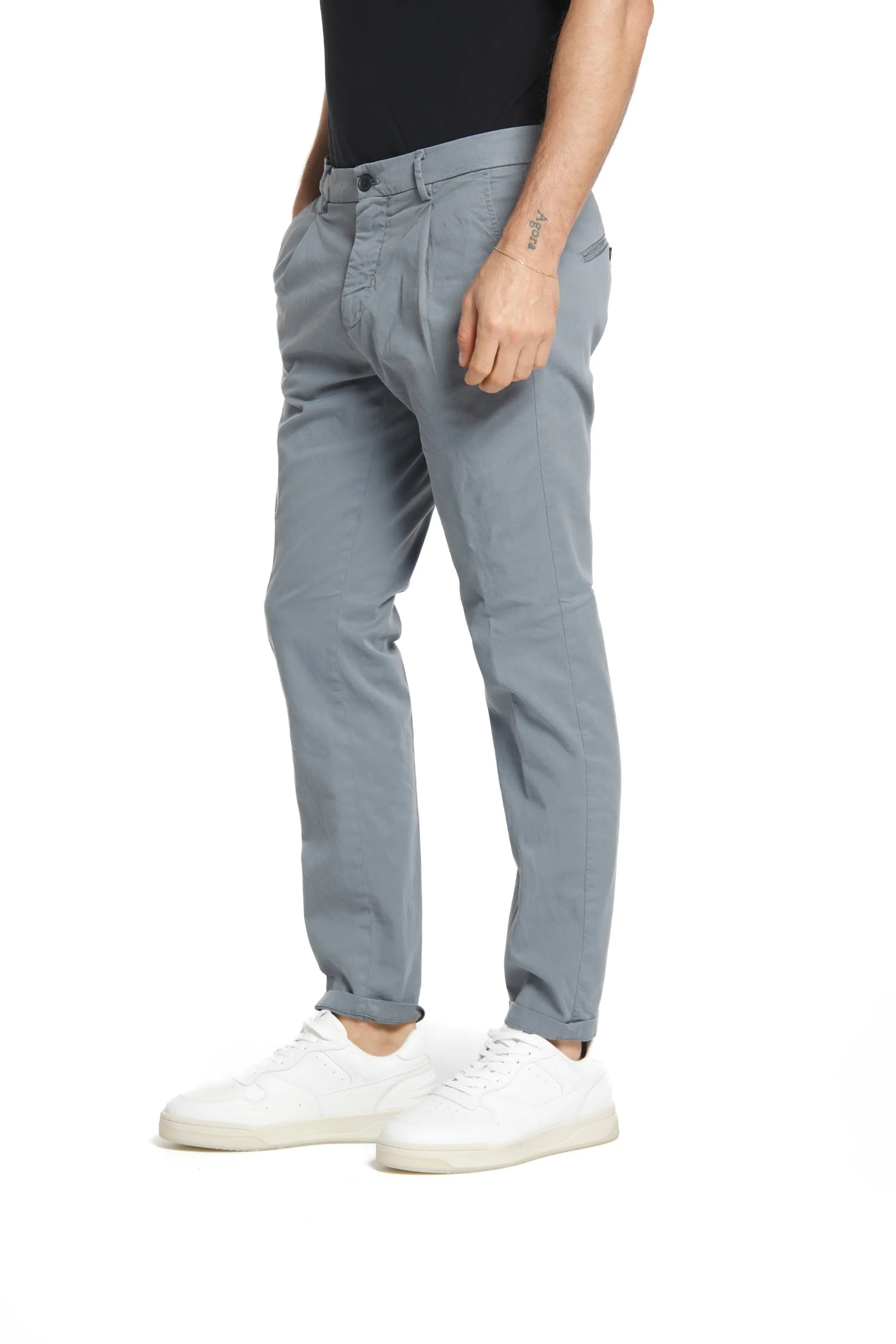 Osaka 1 Pinces man chino pants in cotton and tencel carrot sold by Mason's product image thumbnail 4