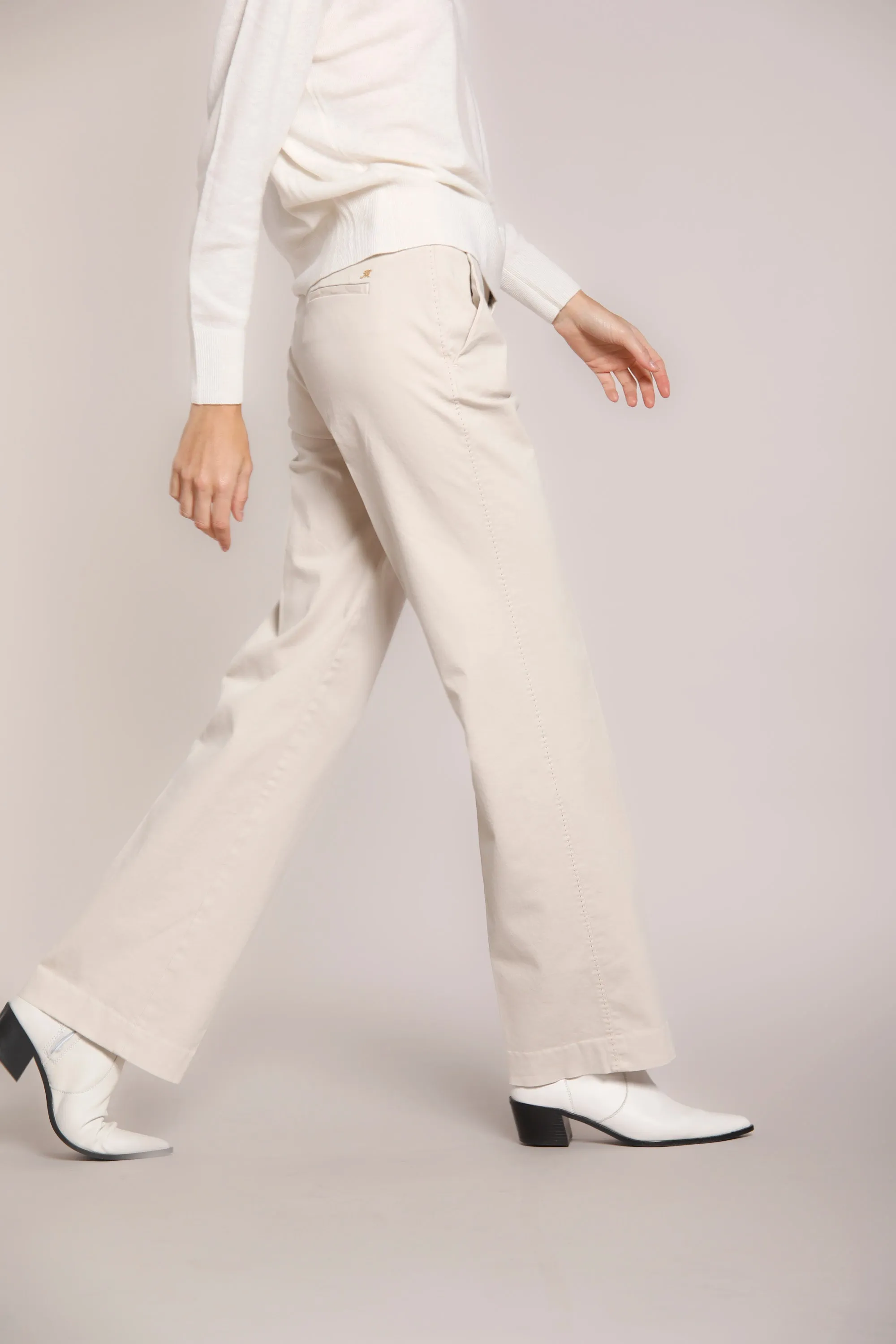 New York Straight woman satin chino pants sold by Mason's product image thumbnail 4