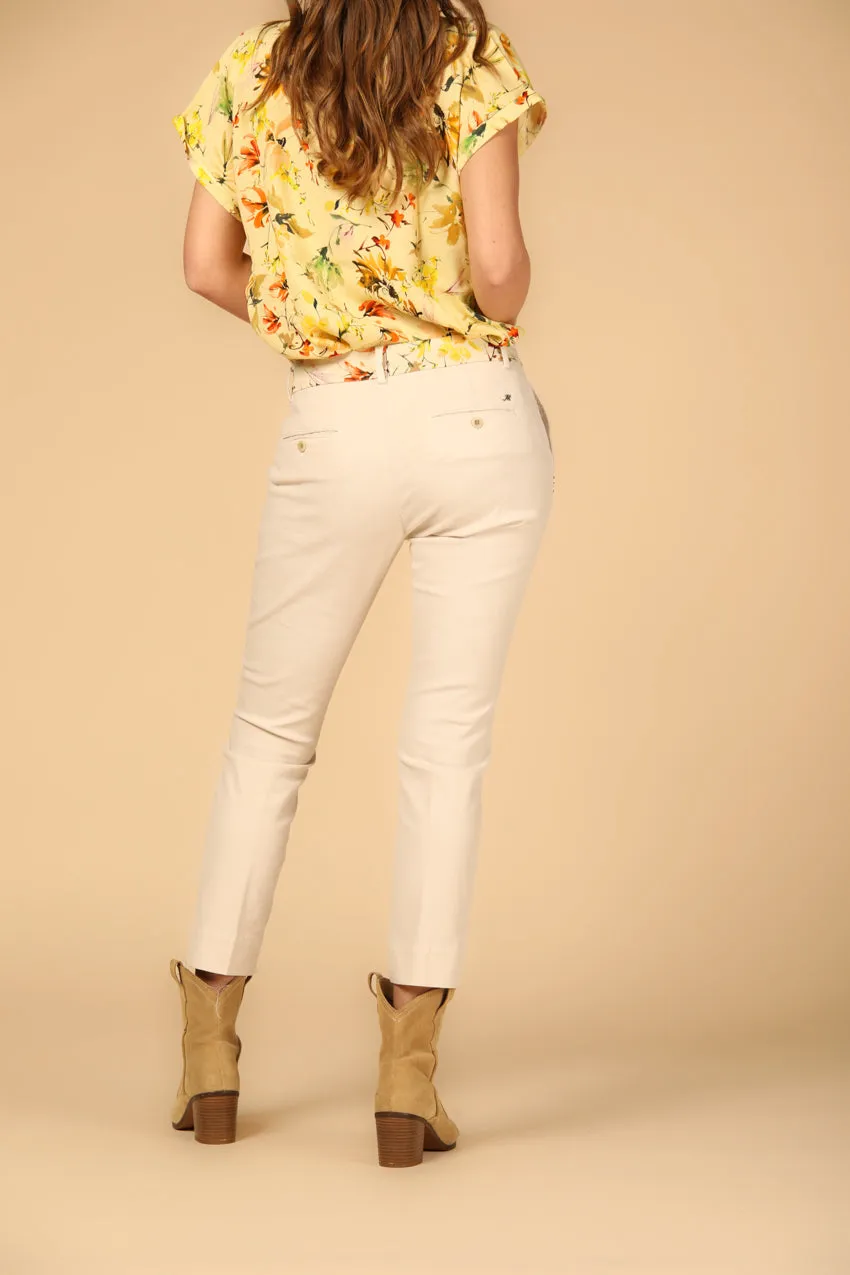 Jaqueline Capri women's capri chino pants in piquet with patch curvy sold by Mason's product image thumbnail 4