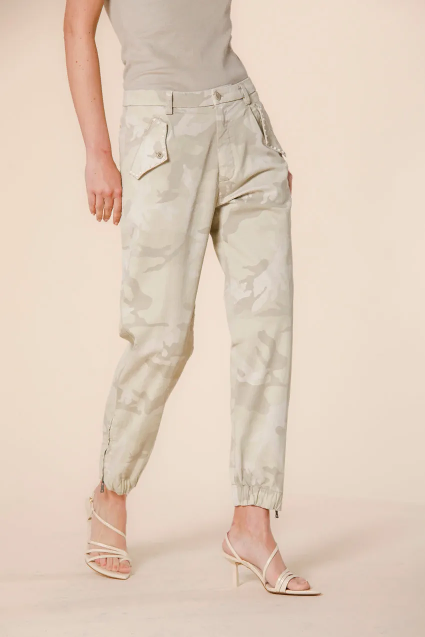Evita women's cargo pants in satin with camouflage print curvy sold by Mason's product image thumbnail 4