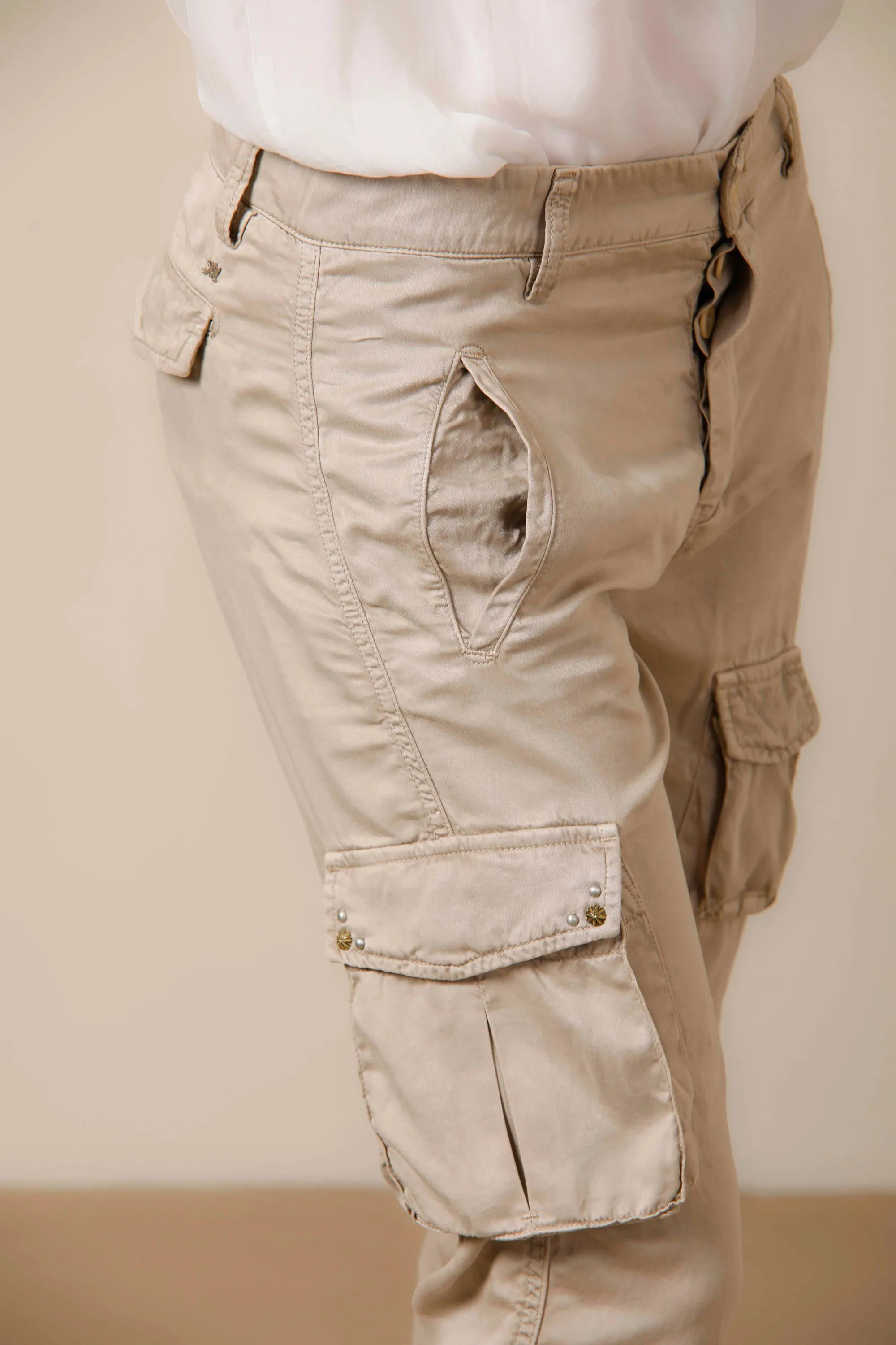 Asia Snake woman cargo pants in tencel with studs relaxed sold by Mason's product image thumbnail 4