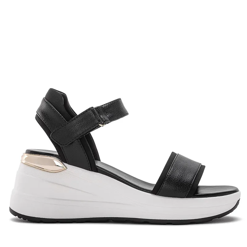 Accent made by Yellow Shoes