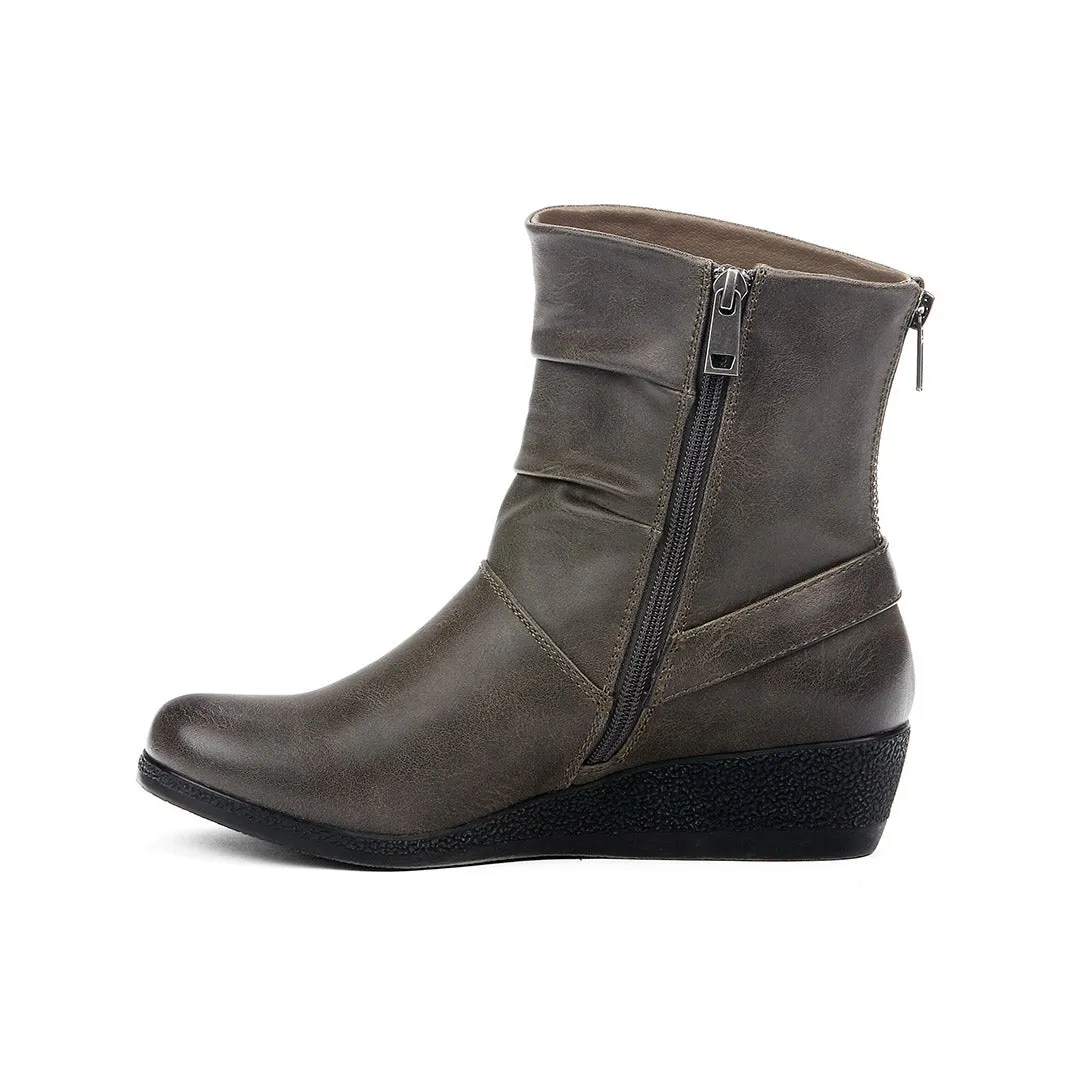 Wonder sold by Yellow Shoes product image thumbnail 2