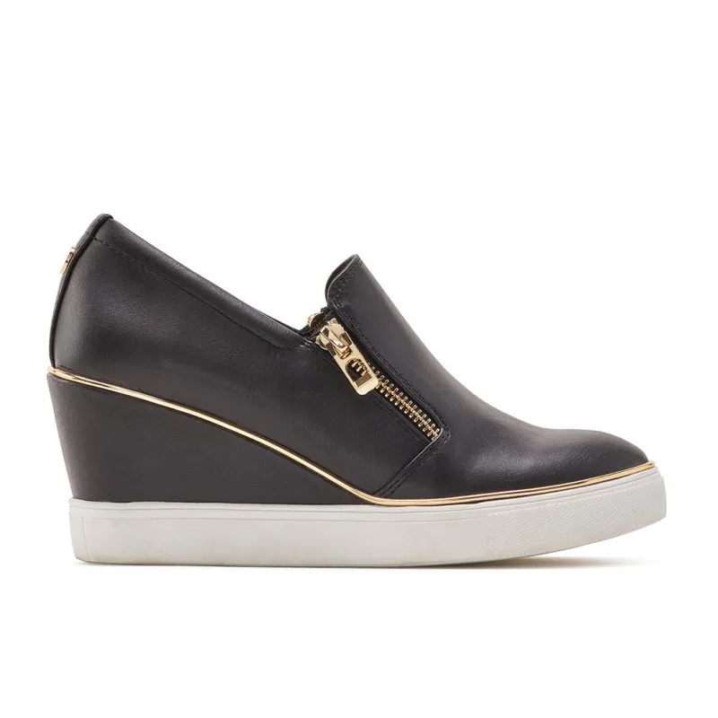 Sabrena made by Yellow Shoes