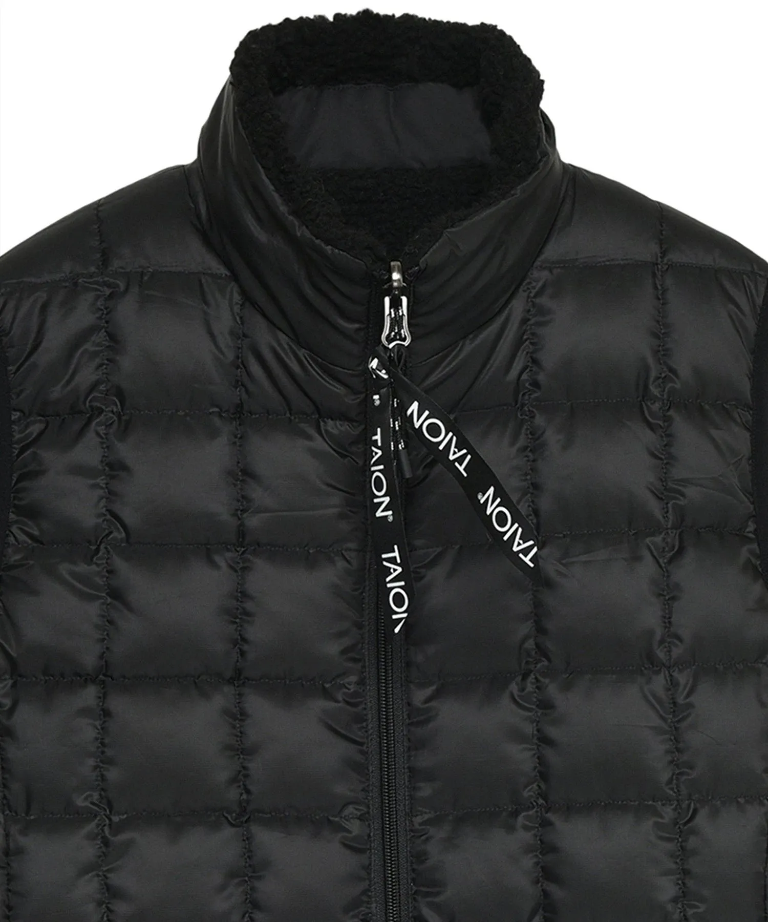 Unisex Mountain Reversible Down x Boa Vest sold by Taion product image thumbnail 3