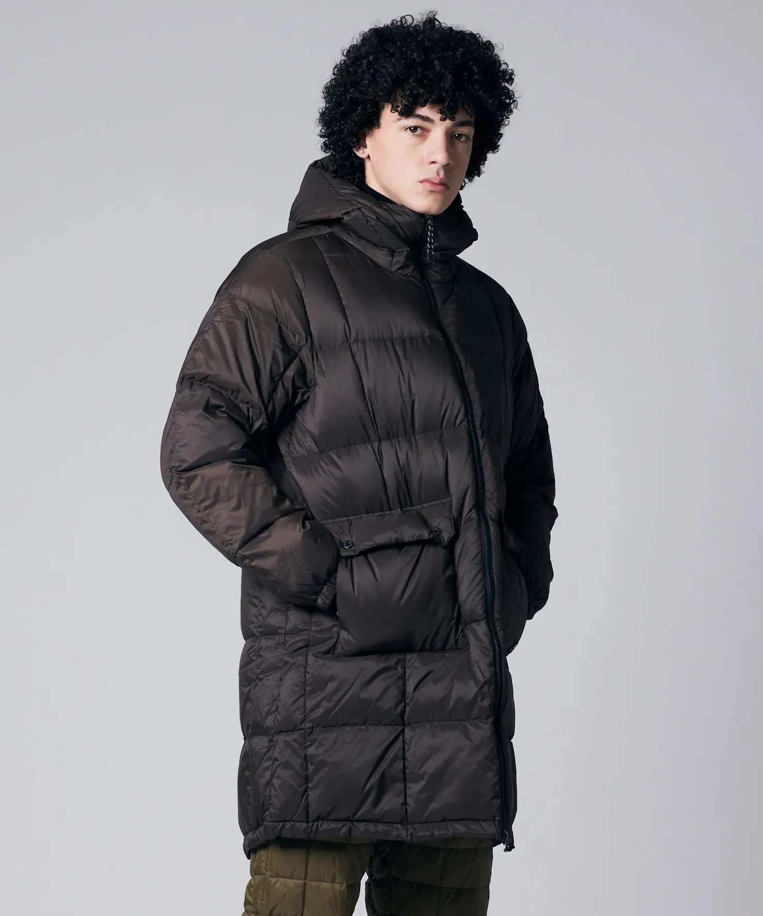 Unisex Mountain Packable Volume Down Hood Coat sold by Taion product image thumbnail 2