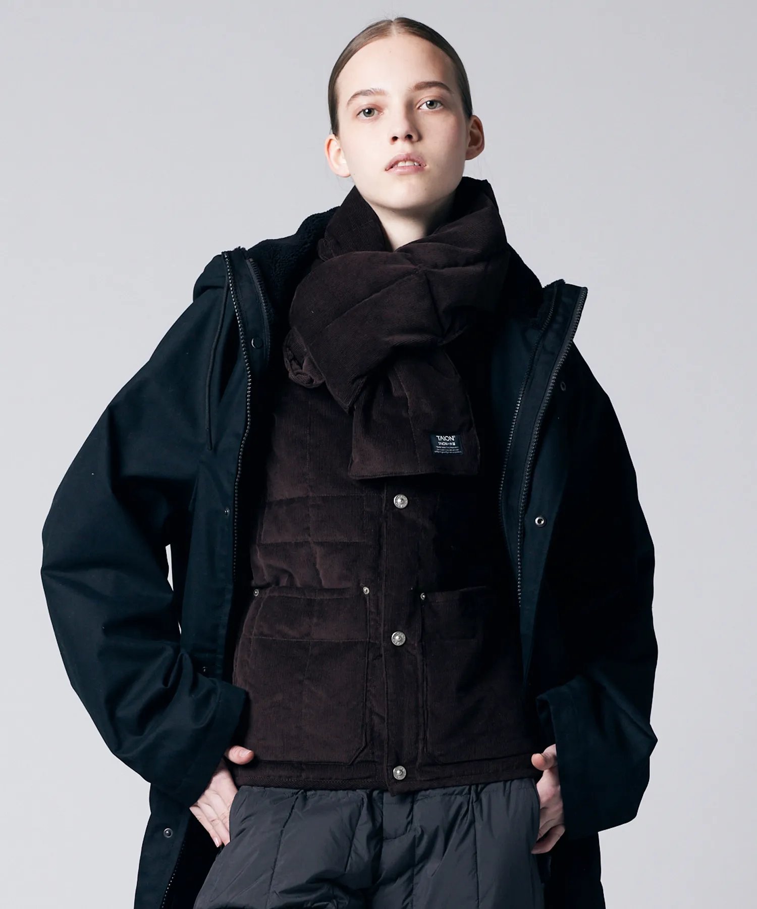 Work Corduroy x Down Scarf sold by Taion product image thumbnail 2