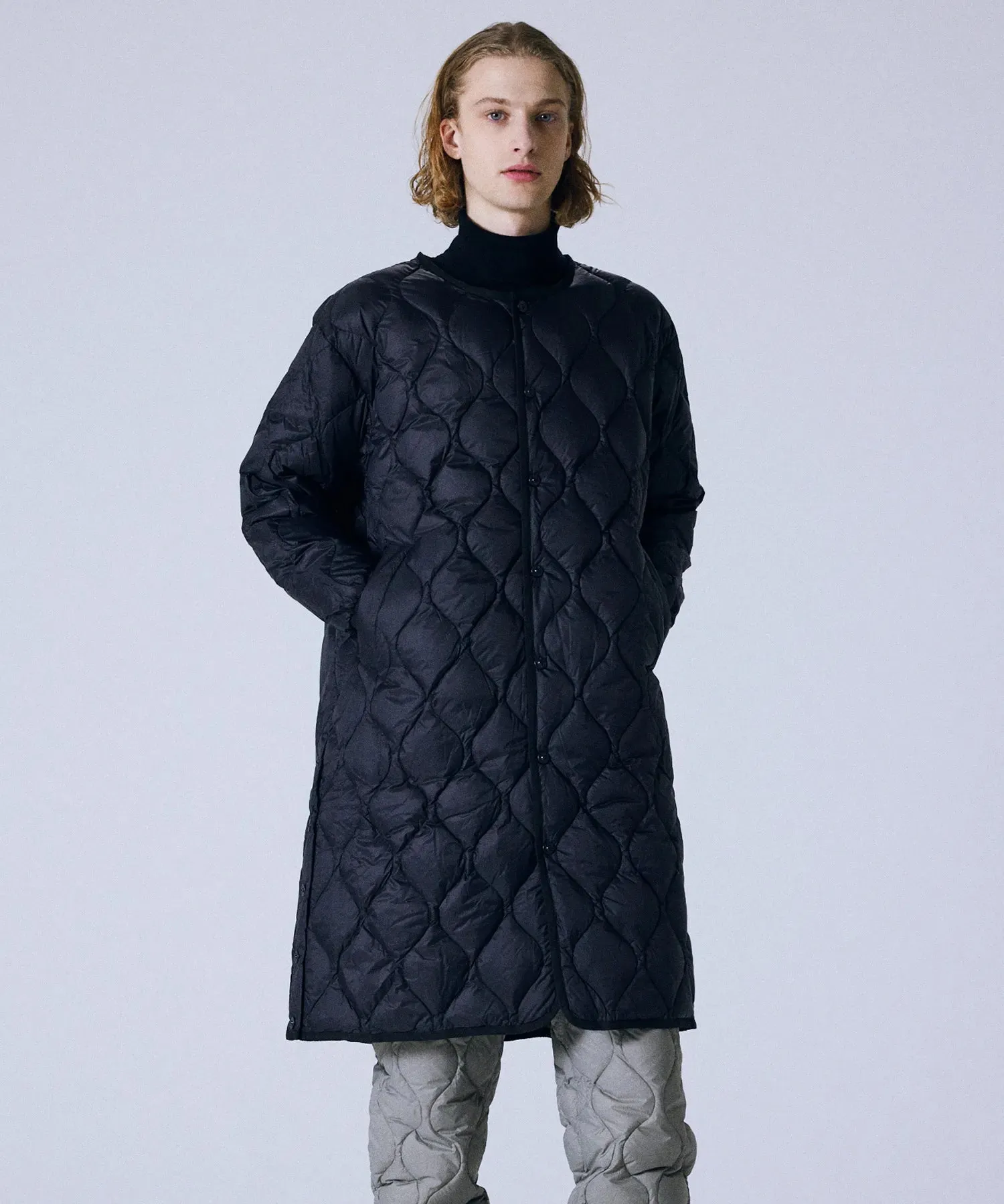 Unisex Military Over Size Crew Neck Long Down Jacket (Soft Shell) sold by Taion product image thumbnail 2