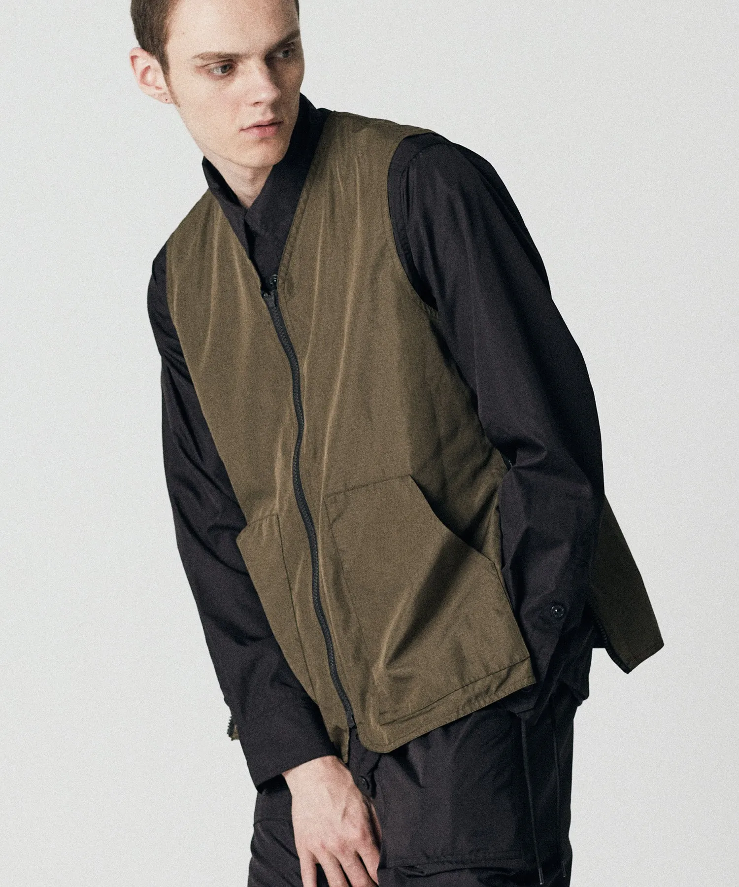 Unisex Non Down Military Reversible V Neck Vest sold by Taion product image thumbnail 2