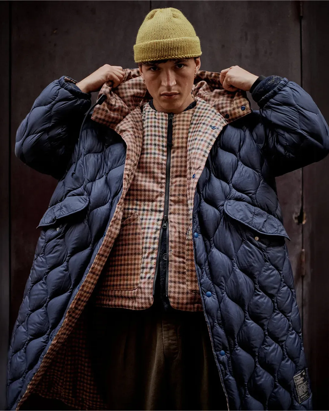 Universal Works x TAION Reversible Long Down Parka <UW-TA-R106MJ> sold by Taion product image thumbnail 2