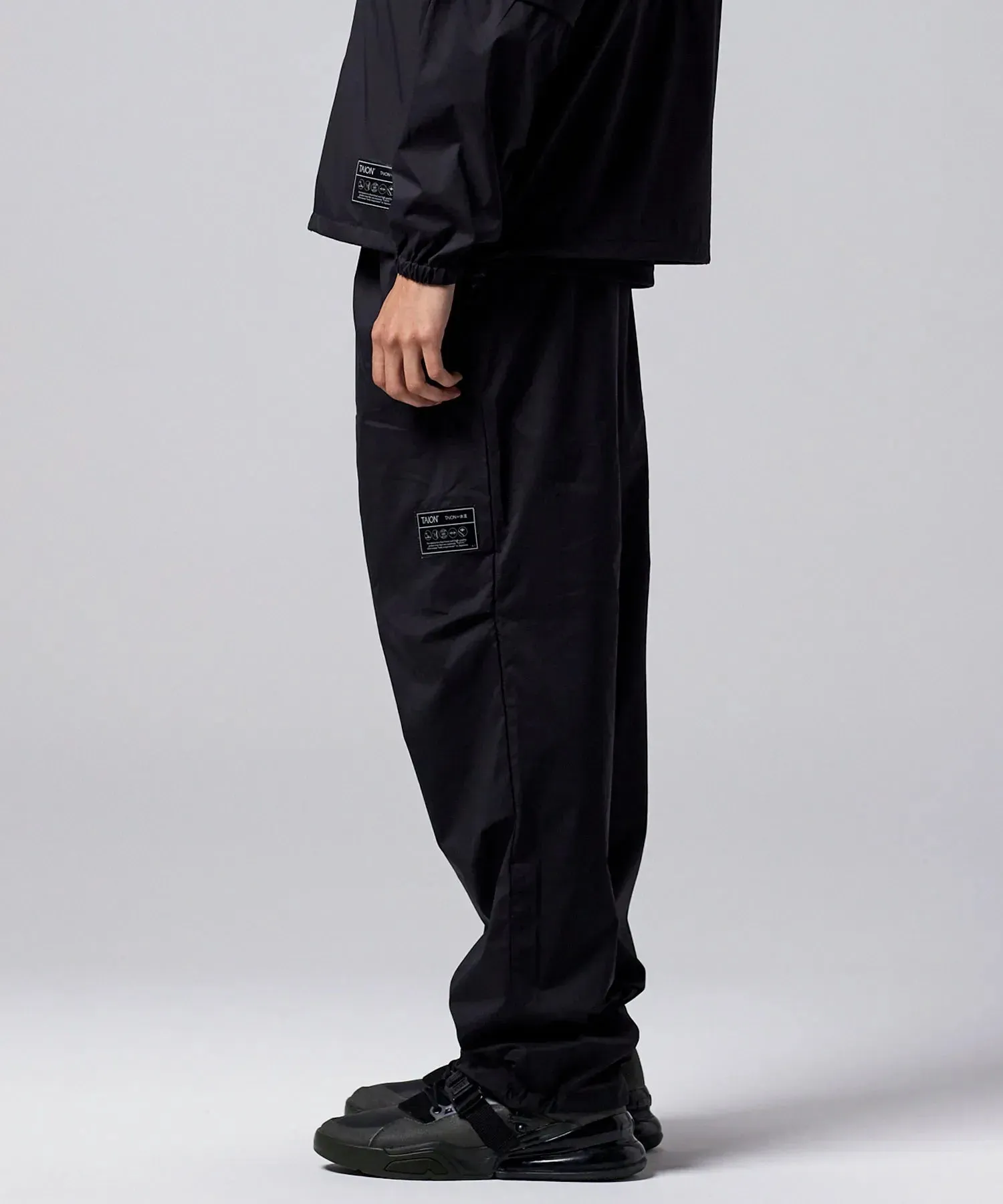 Unisex Basic Sports Light Pants sold by Taion product image thumbnail 2