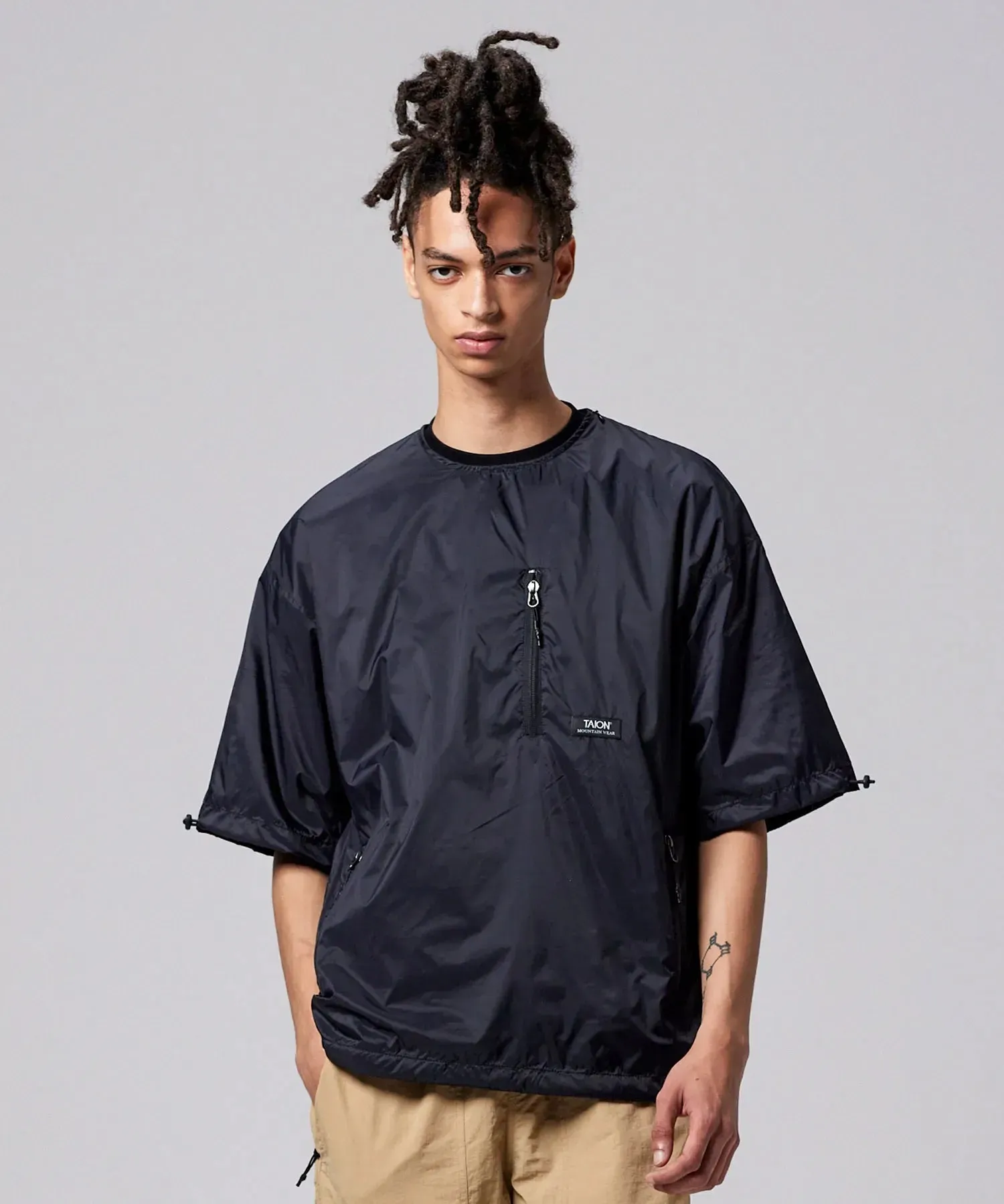 Unisex Non Down Mountain Crewneck W-Zip Pocket Cutsew <Half Sleeve> sold by Taion