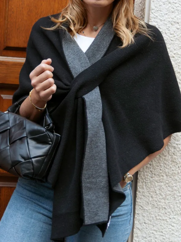 Poncho nero/grigio scuro sold by Carro Positano